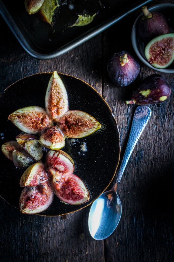 Cinnamon and Honey-Baked Figs with Sweet Ginger Slices