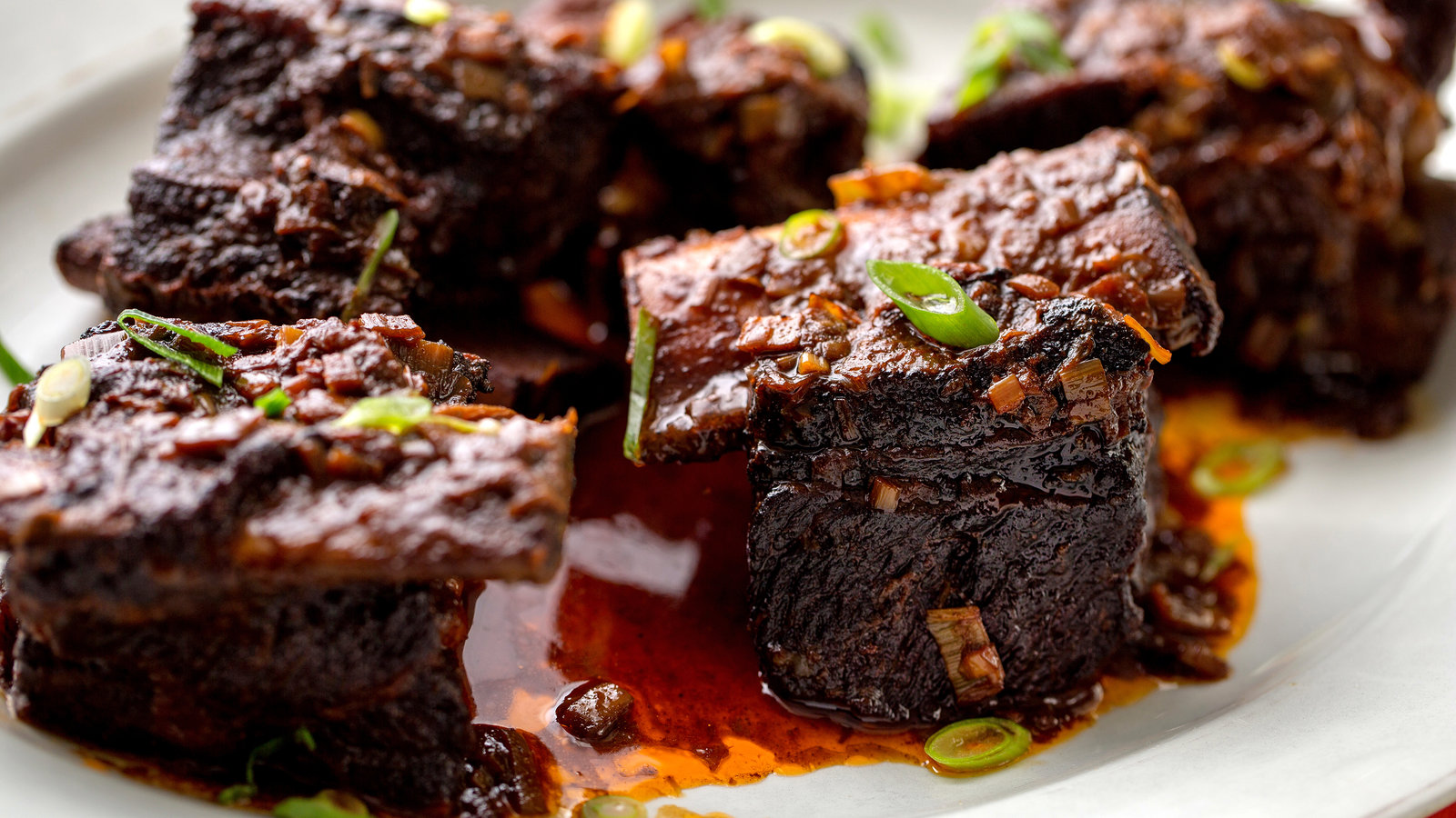 Pressure Cooker Beef Short Ribs With Red Wine and Chile