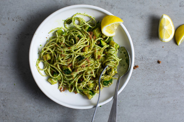 Spaghetti With Zucchini, Parsley Pesto and Bottarga