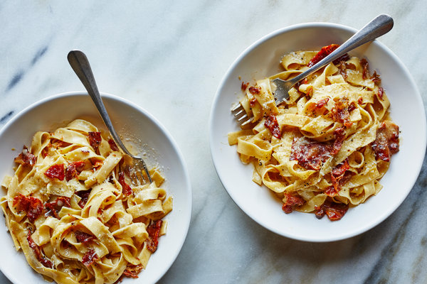 Tagliatelle With Prosciutto and Butter