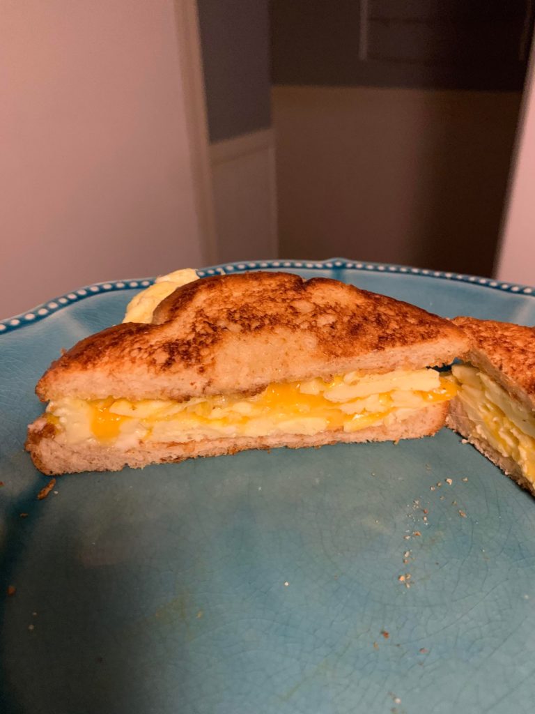 Simple egg sandwich