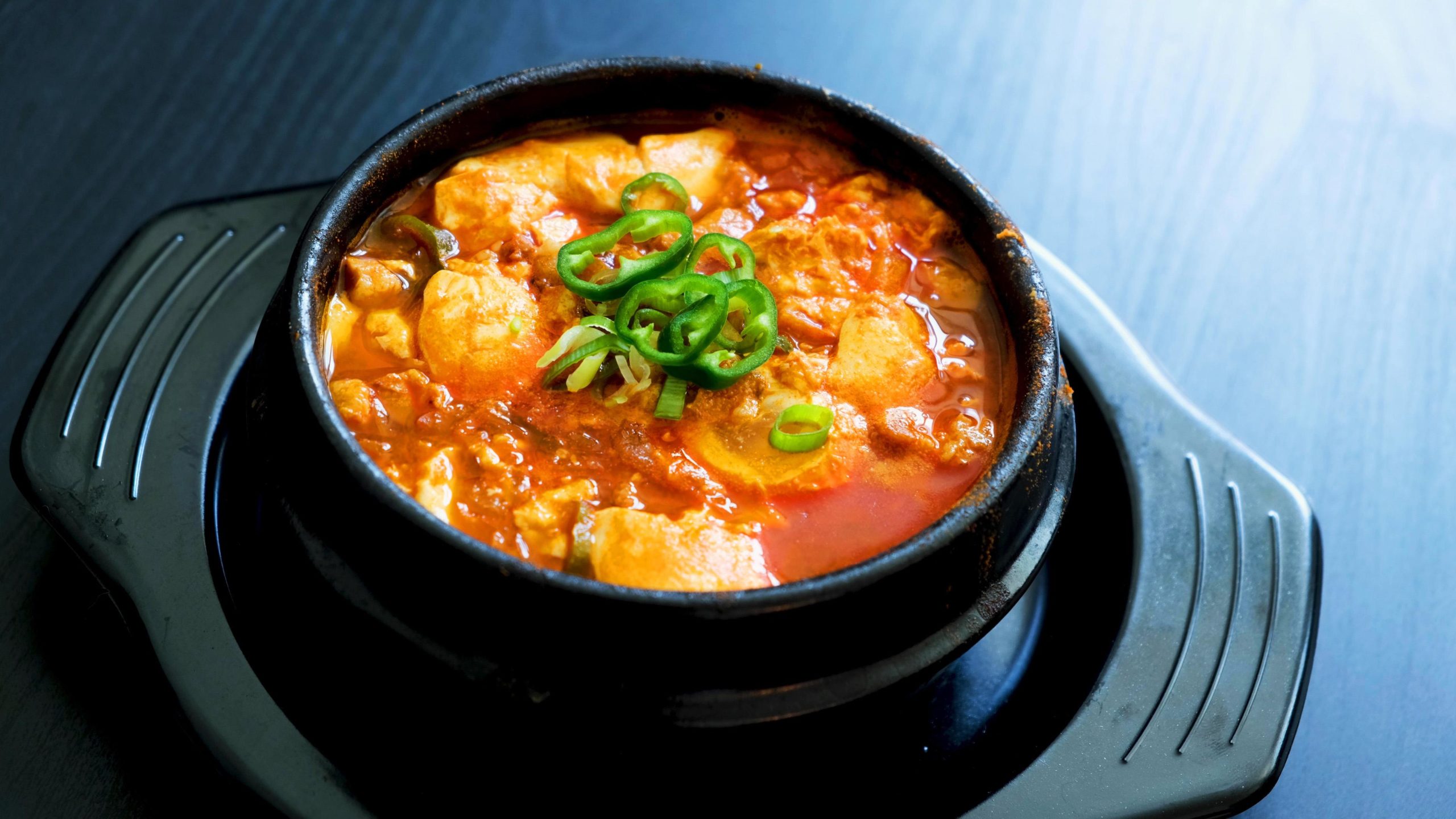 Soondubu Jigae : 순두부찌개 (Korean Soft Tofu Stew) - Dining and Cooking