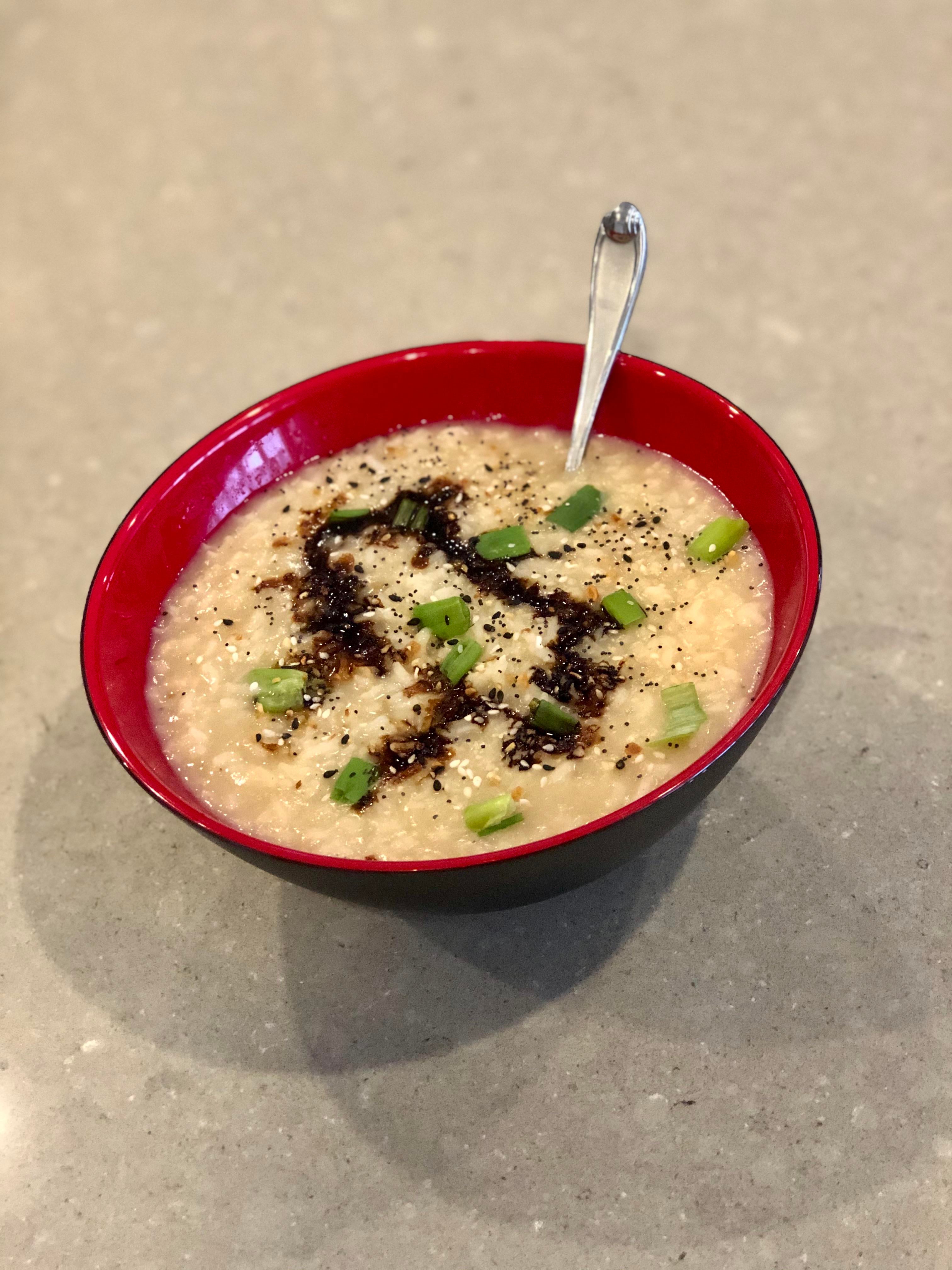 Lazy rice congee 472 calories for 23 normal bowls (or one GIANT bowl