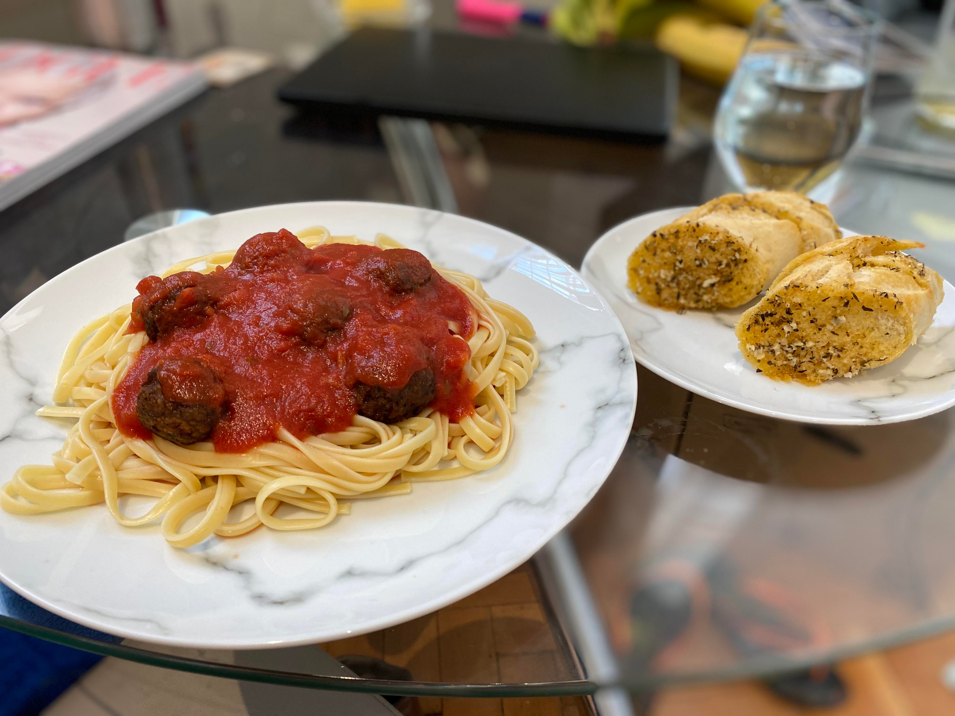 Vegan spaghetti and meatballs + garlic bread made with homemade garlic butter Dining and Cooking