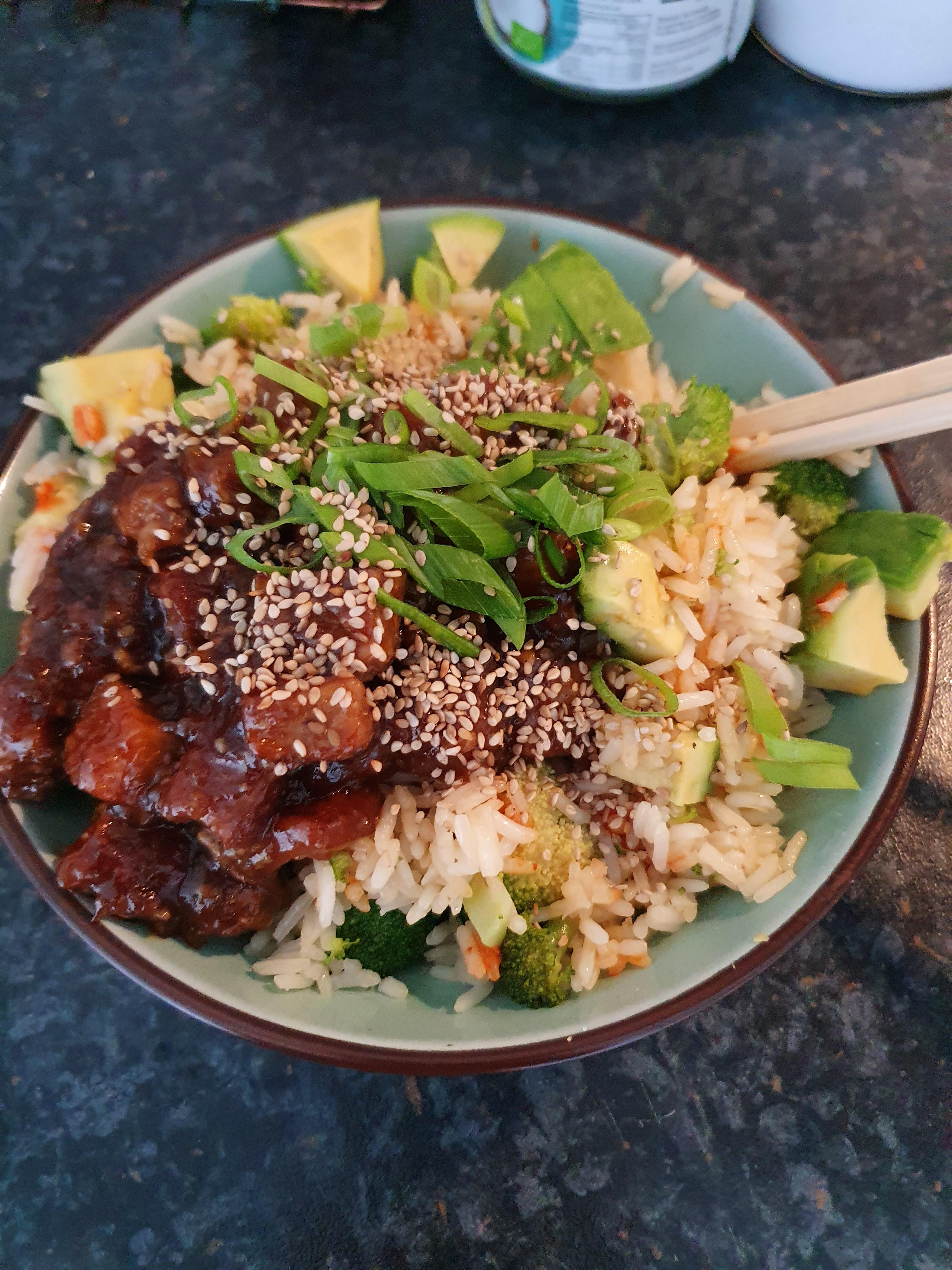 Inspired by this sub, I made myself this big bowl of broccoli fried