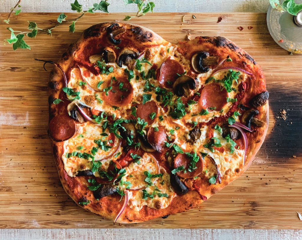 [homemade] We like to sprinkle fresh basil and oregano