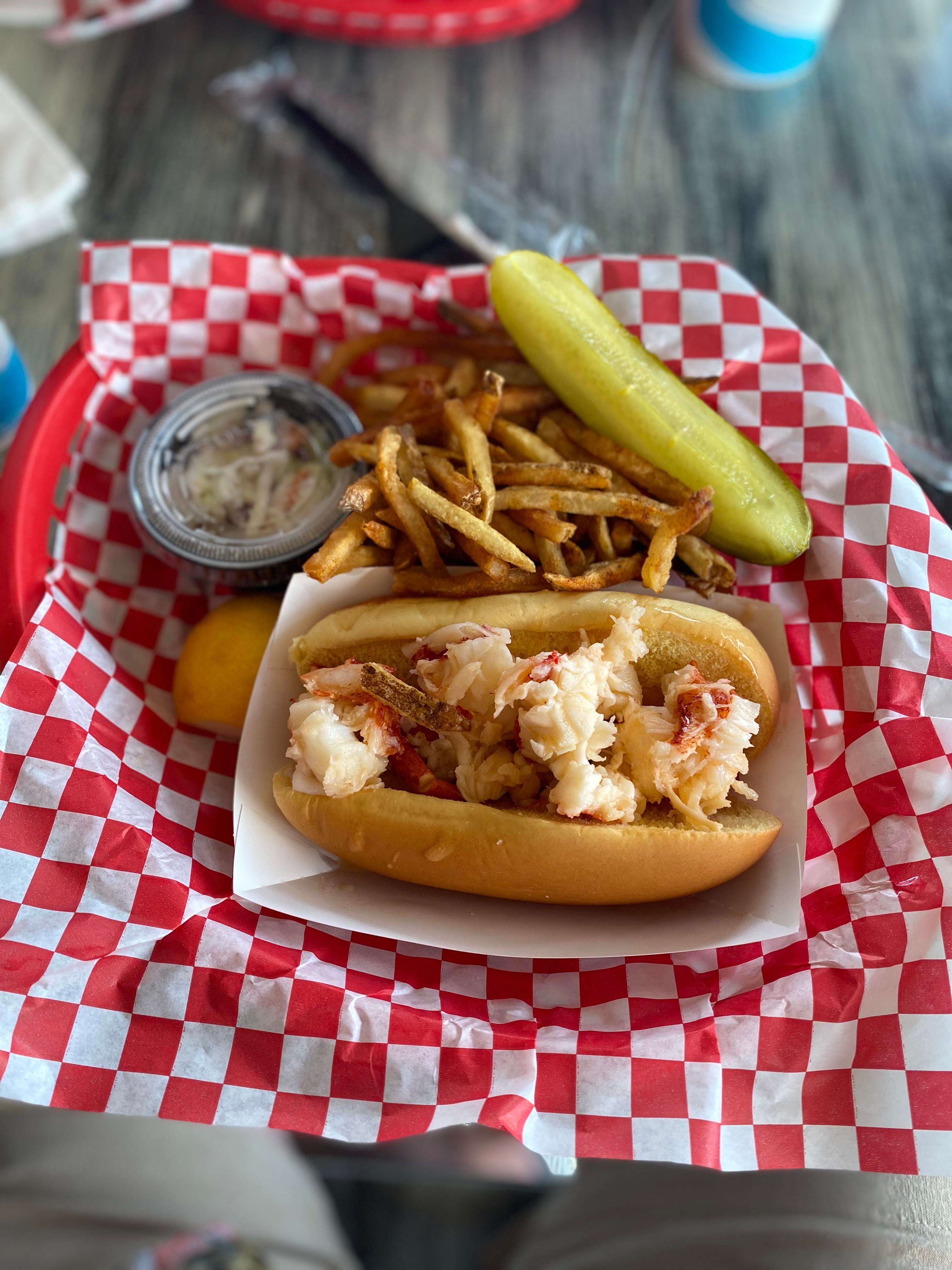 Lobster roll from Point Pleasant Lobster Co. in New Jersey Dining and
