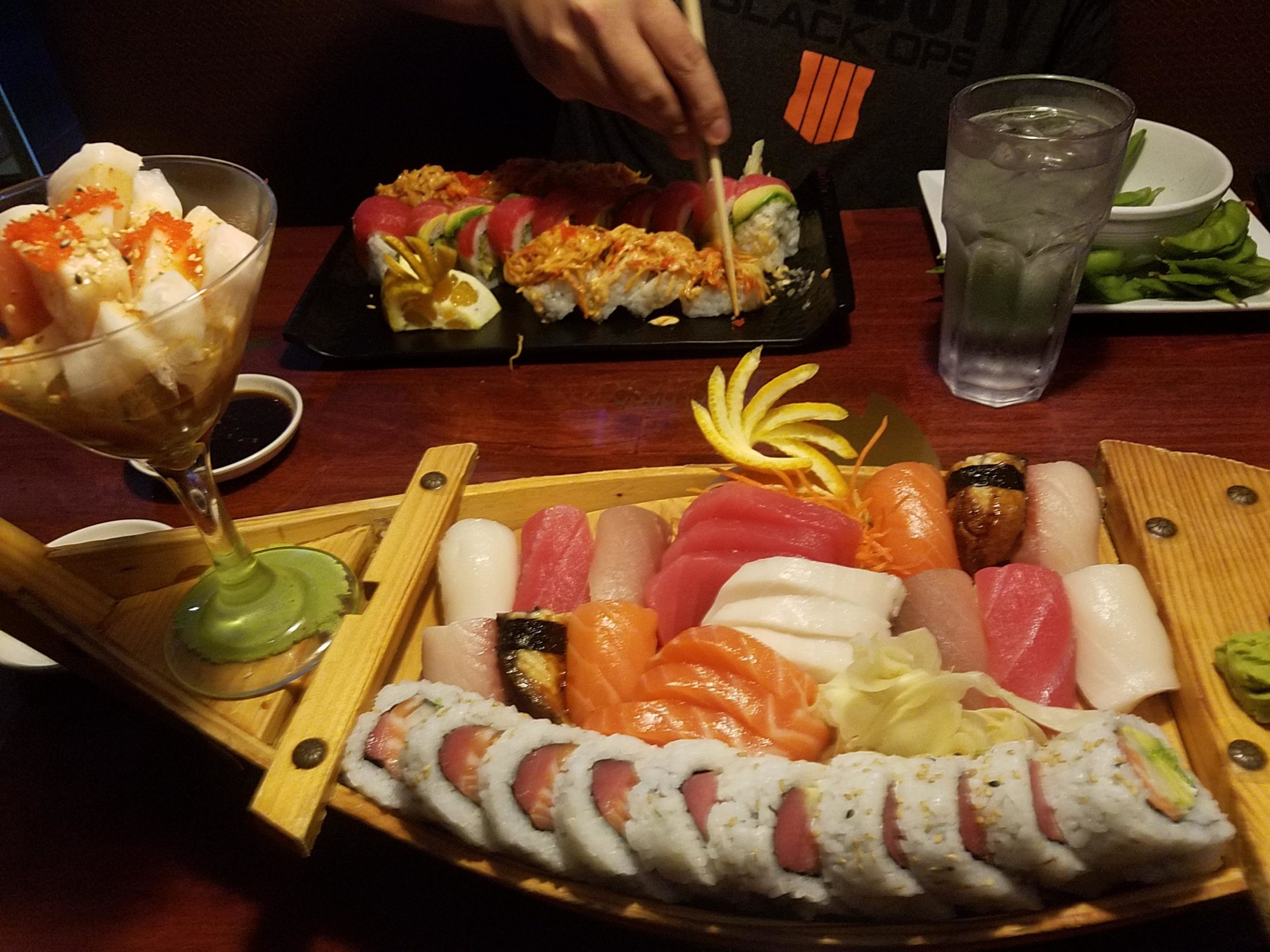 Sushi Boat for 2? Challenge accepted!! Dining and Cooking