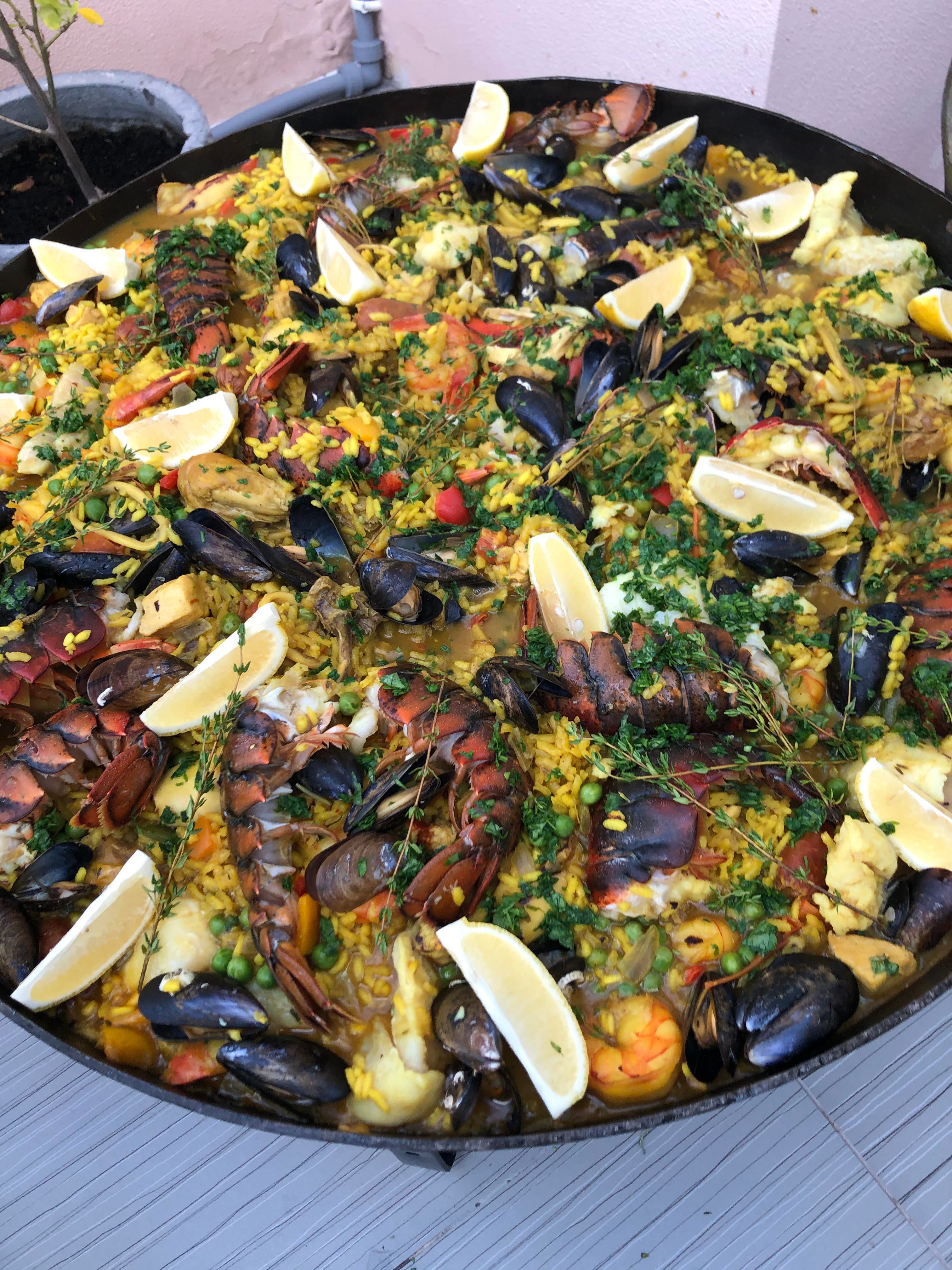 Homemade Seafood Paella! Dining and Cooking
