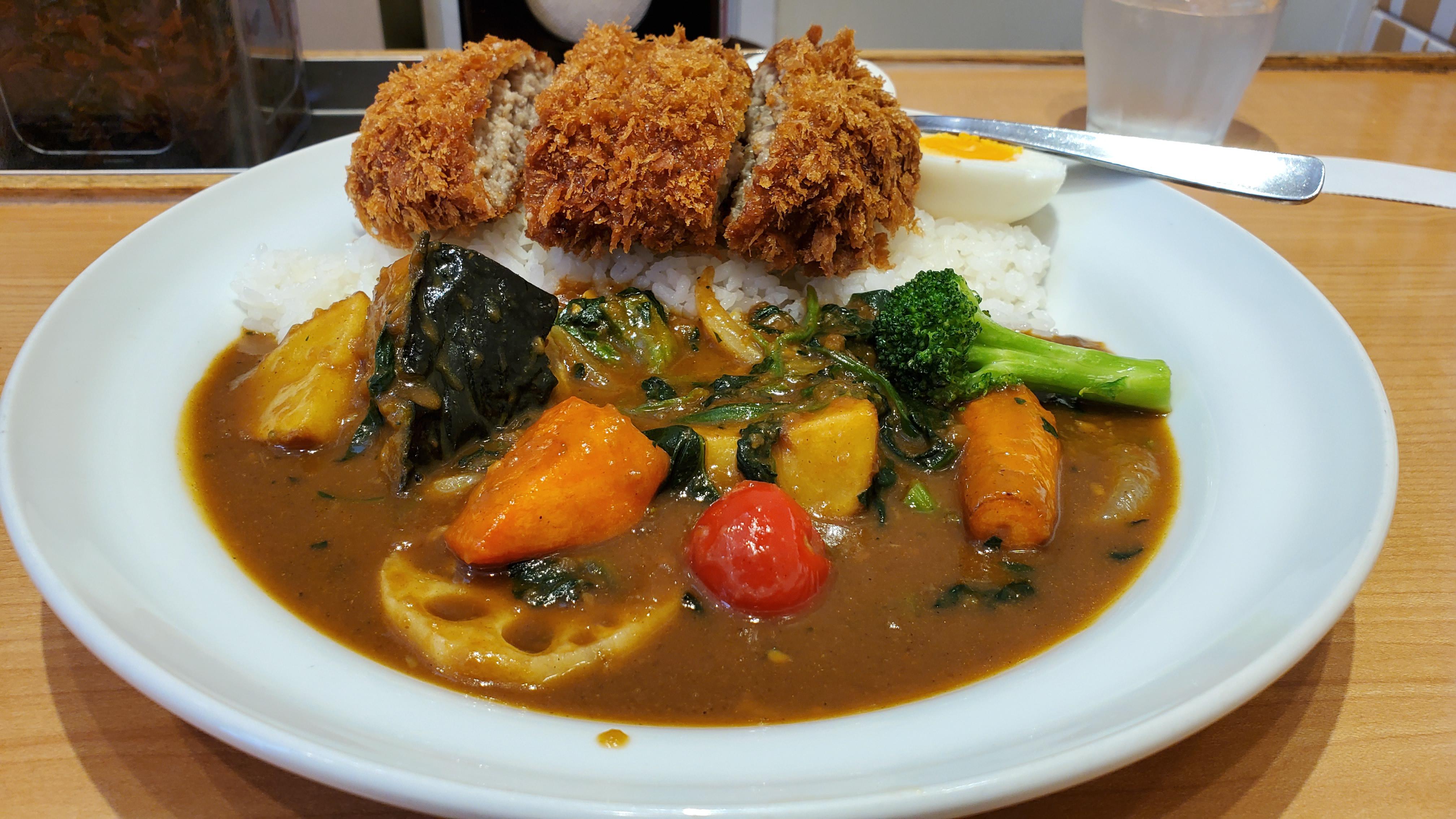 Menchikatsu Curry With Vegetables And Egg Topping Dining And Cooking Menchikatsu Curry With Vegetables And Egg Topping Dining And Cooking