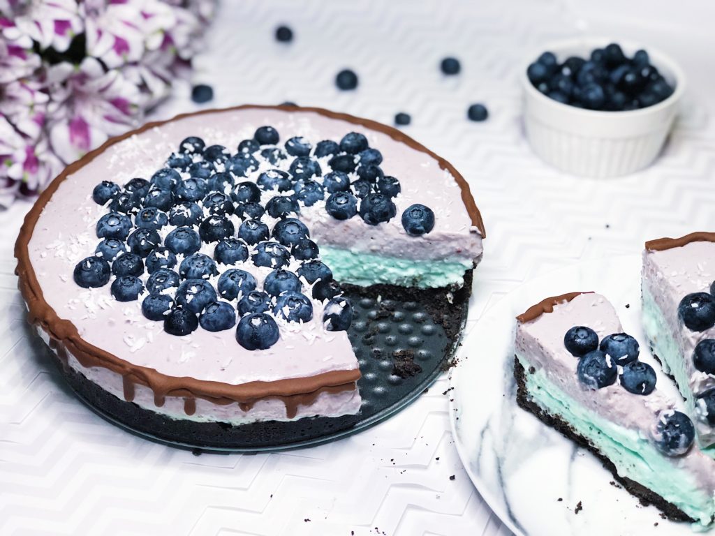 No Bake Berry Cheesecake - Smooth and Delicious