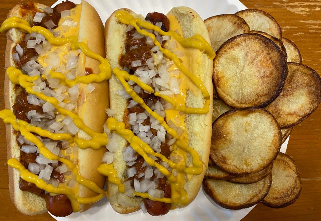 Chili cheese dogs with chips