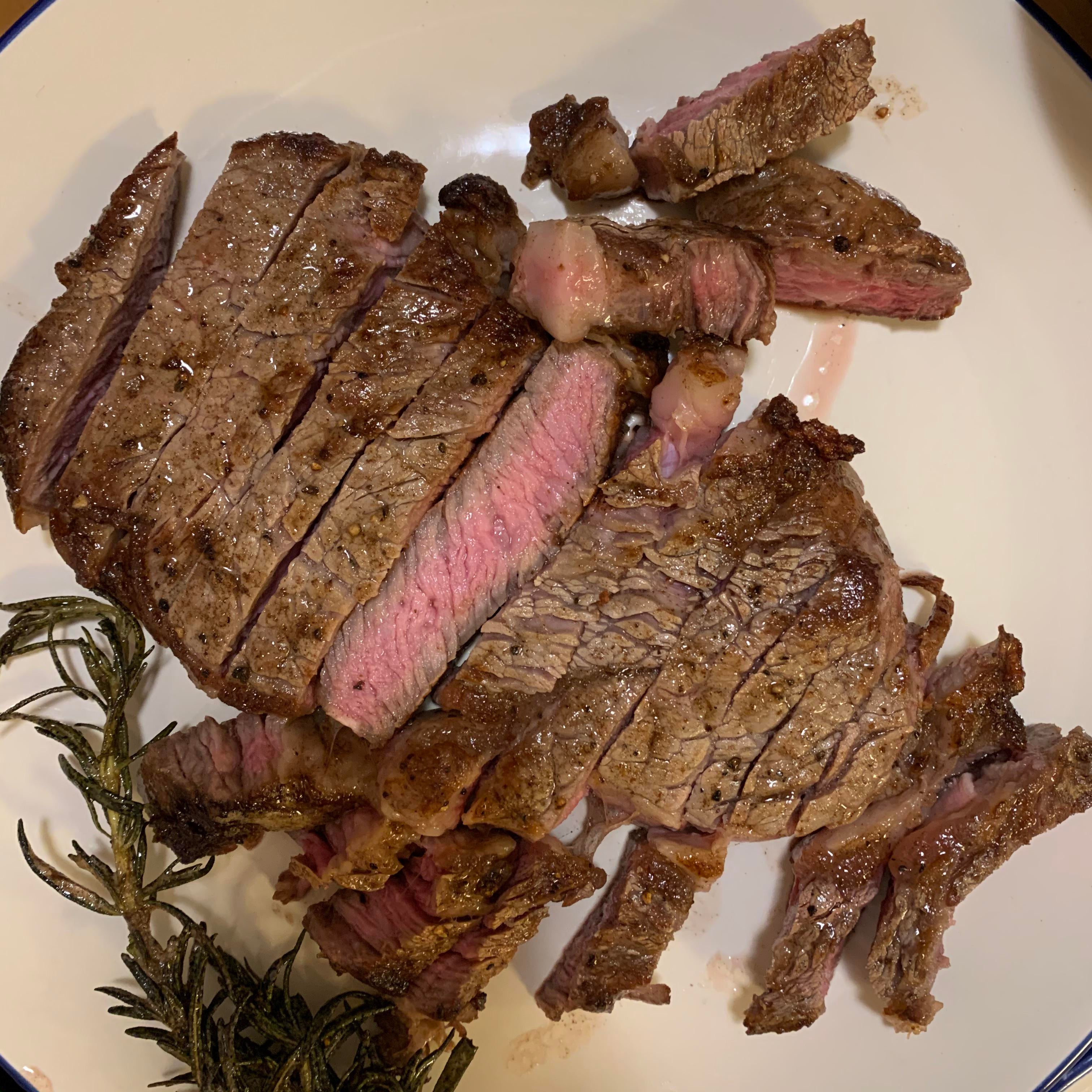 200g sirloin, cast iron pan. 3 minutes each side in butter and rosemary
