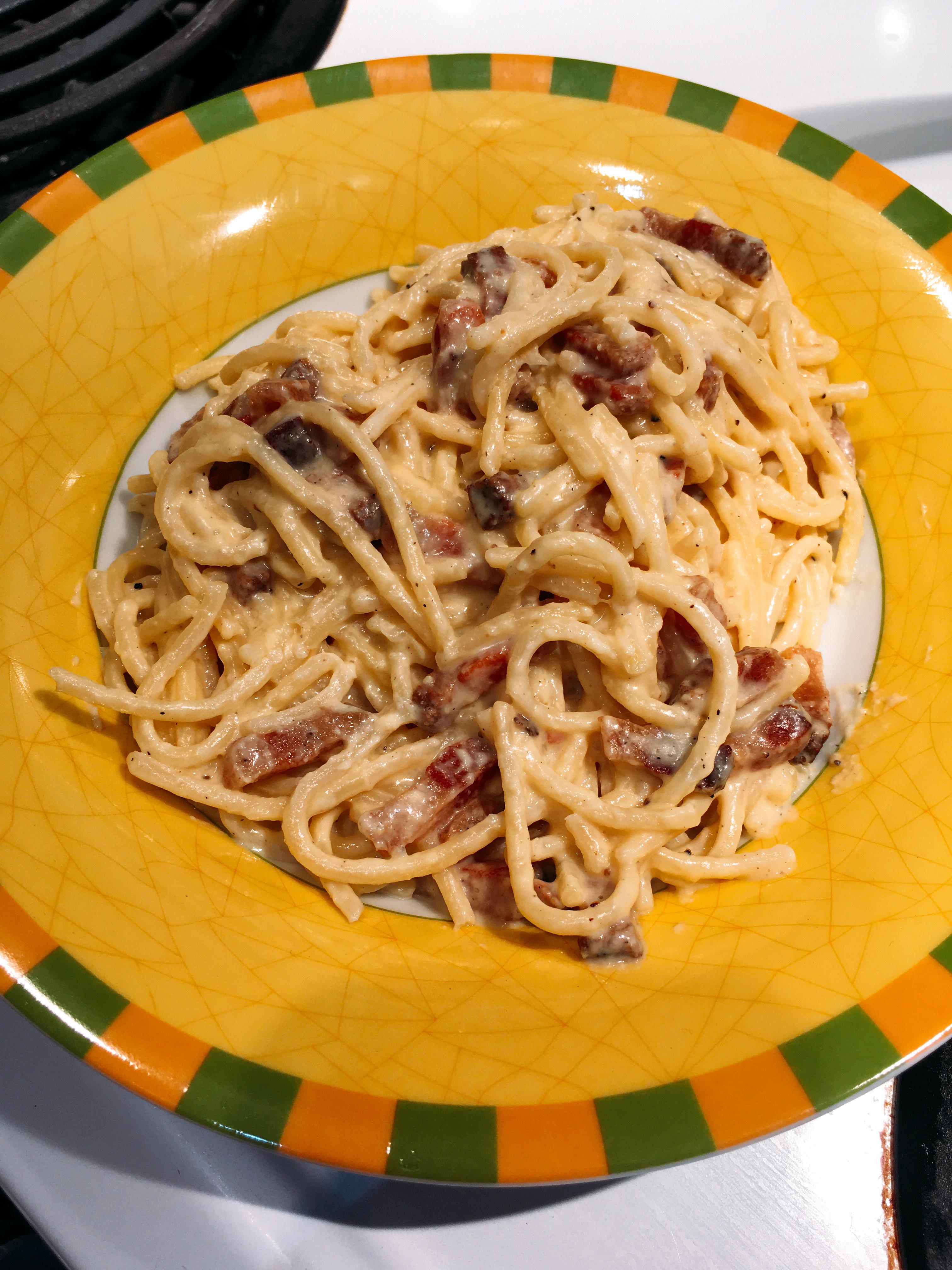 Pasta carbonara - Dining and Cooking