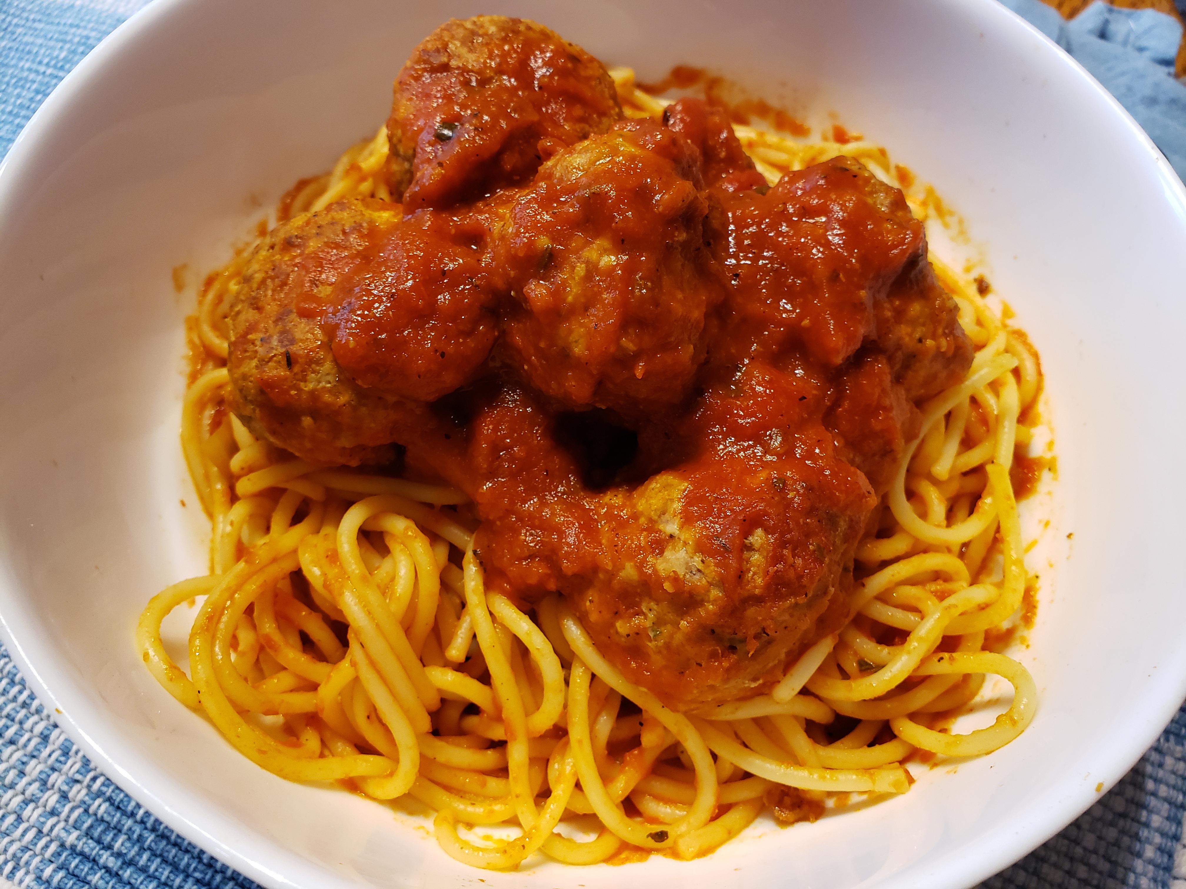 Simple spaghetti and meatballs Dining and Cooking