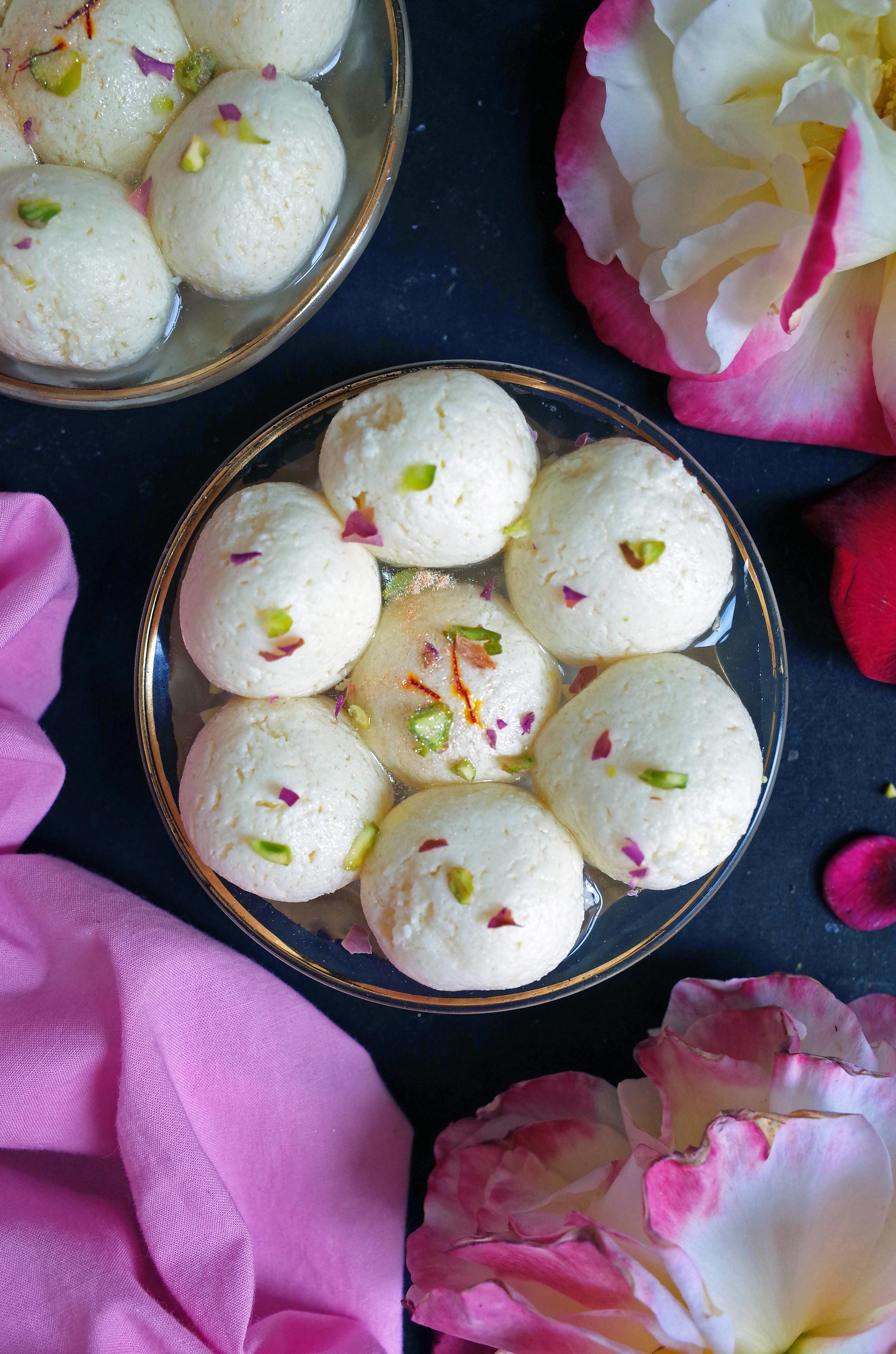 Homemade Rasgulla Bengali Spongy Milk Sweets in a Cardamon & Rose