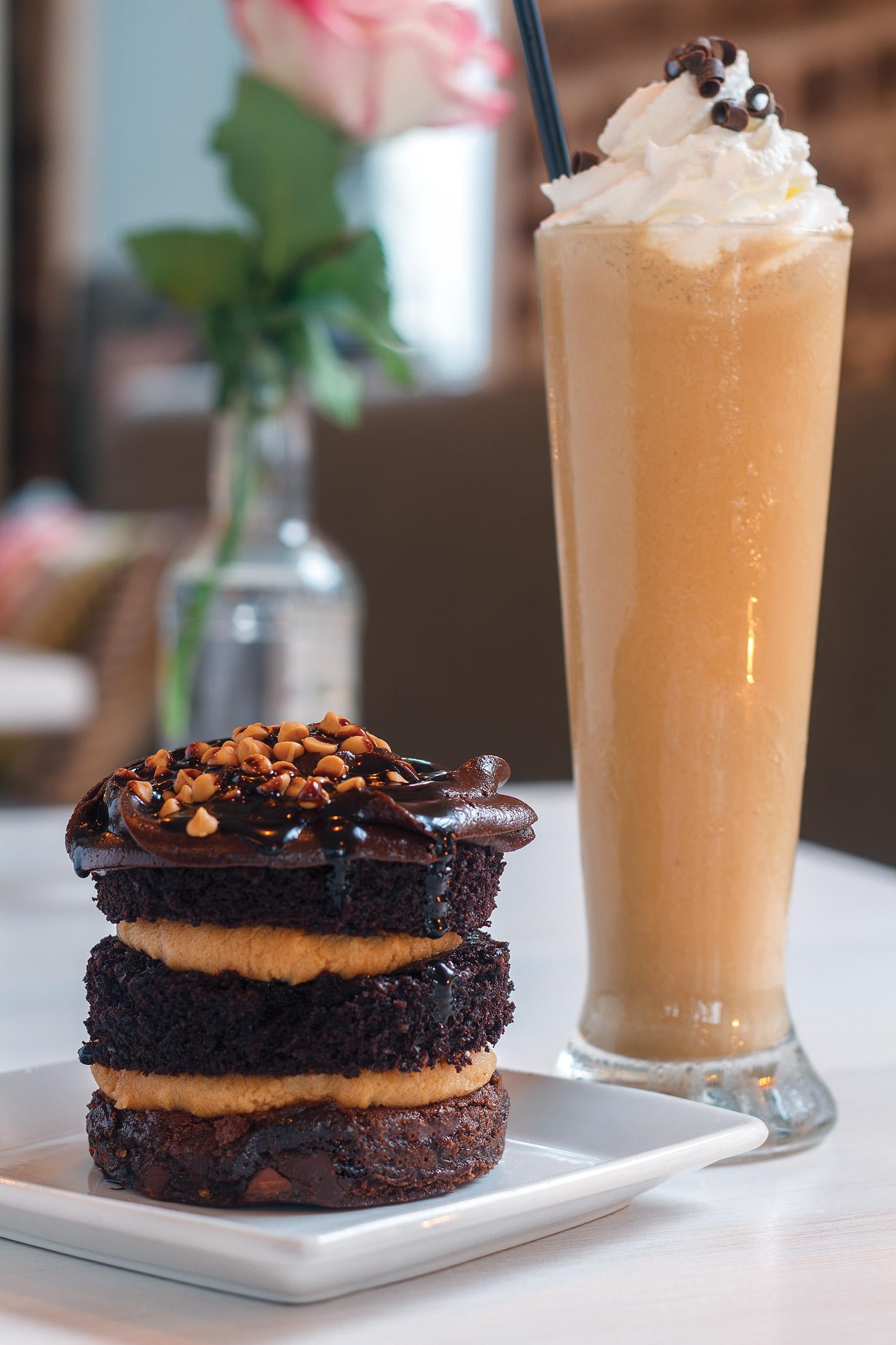 A tasty dessert I had here in Charleston, SC . . . Drink may or may not