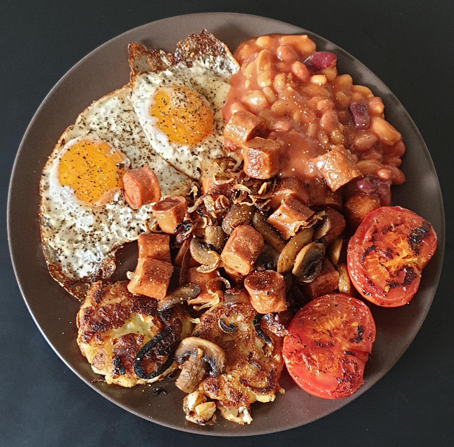 This mornings fry up of hash browns, mushrooms, veggie sausages
