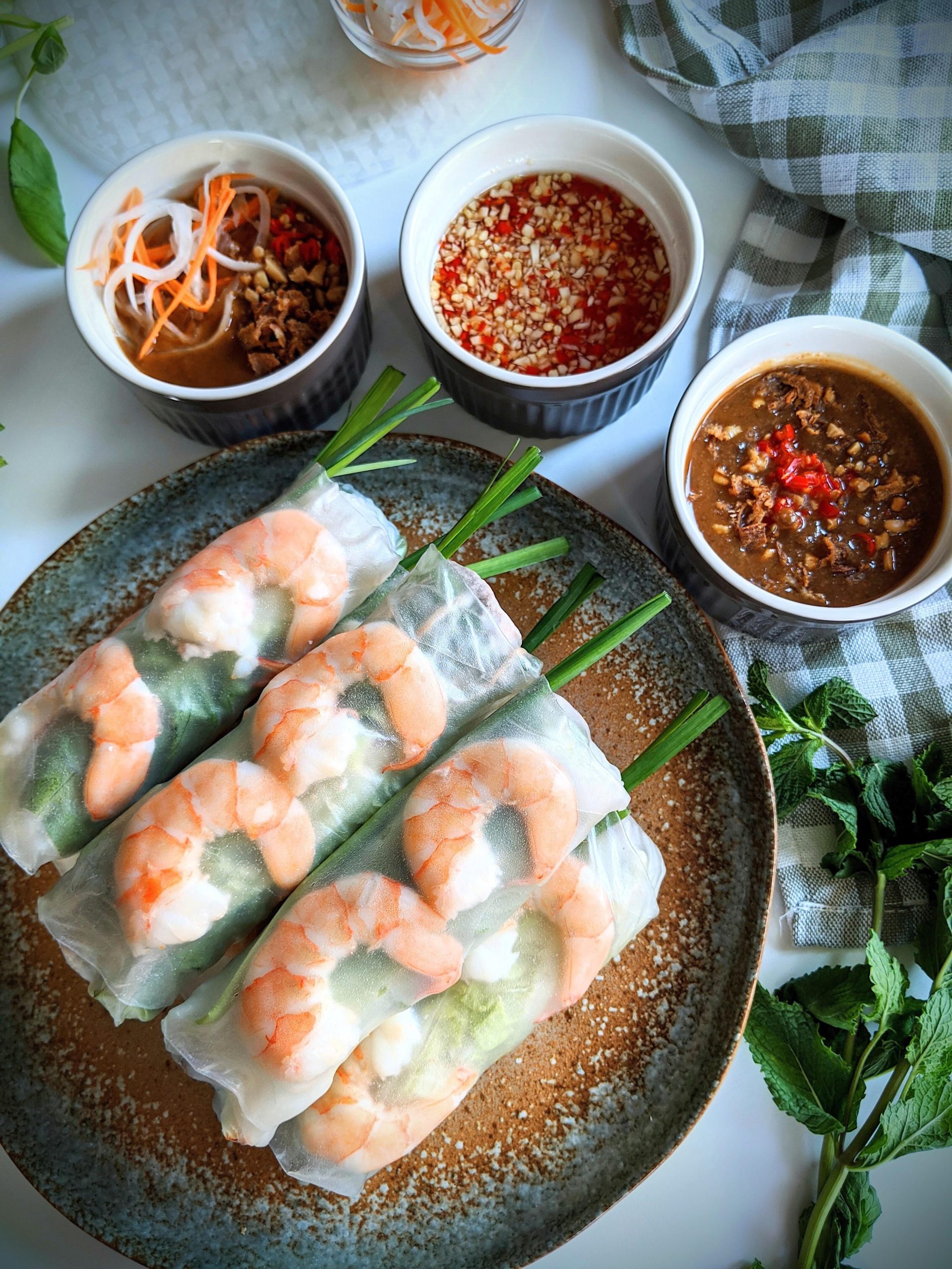 Vietname Fresh Spring Rolls Gỏi cuốn with 3 different dipping sauces ...