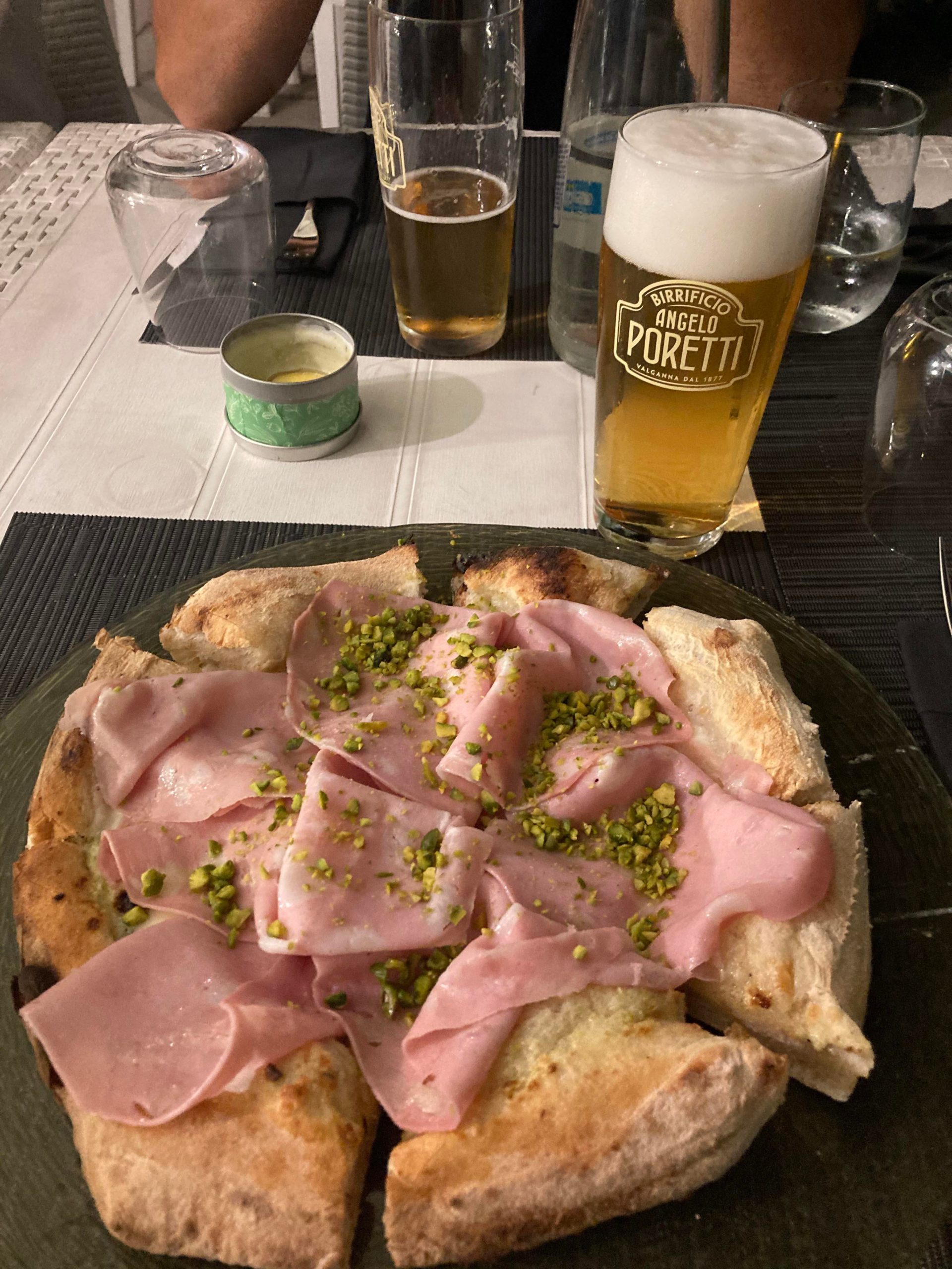 Mortadella, pistacchio, mousse di mascarpone Dining and Cooking