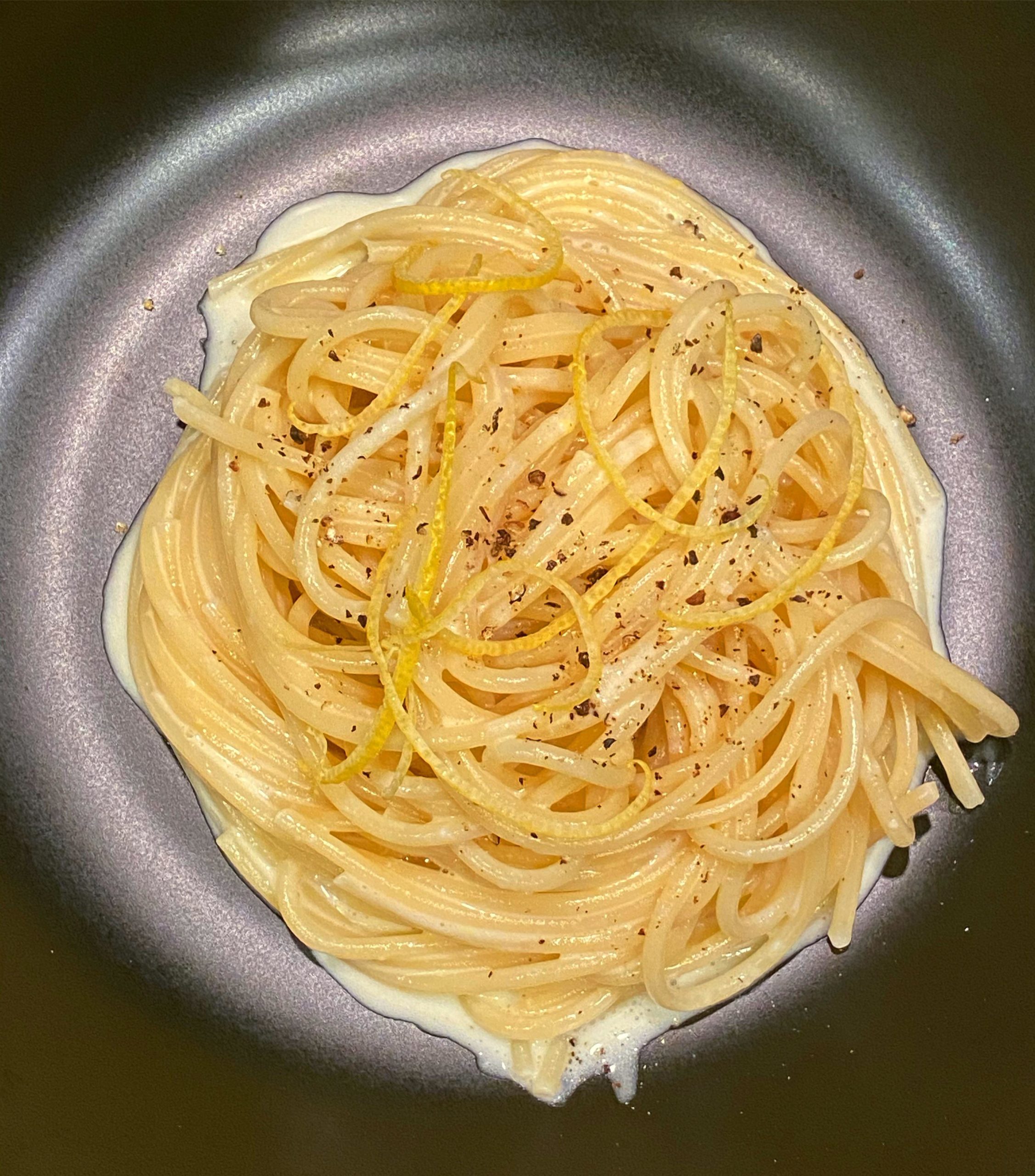 Spaghetti al Limone. Simple is best. Dining and Cooking