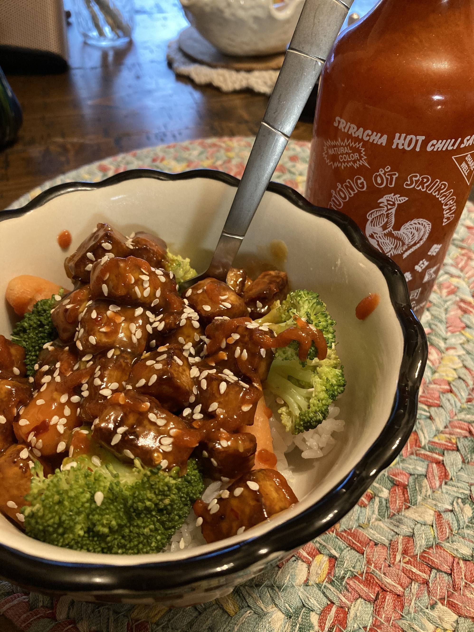 General Tso’s Tofu with rice, broccoli and carrots Dining and Cooking