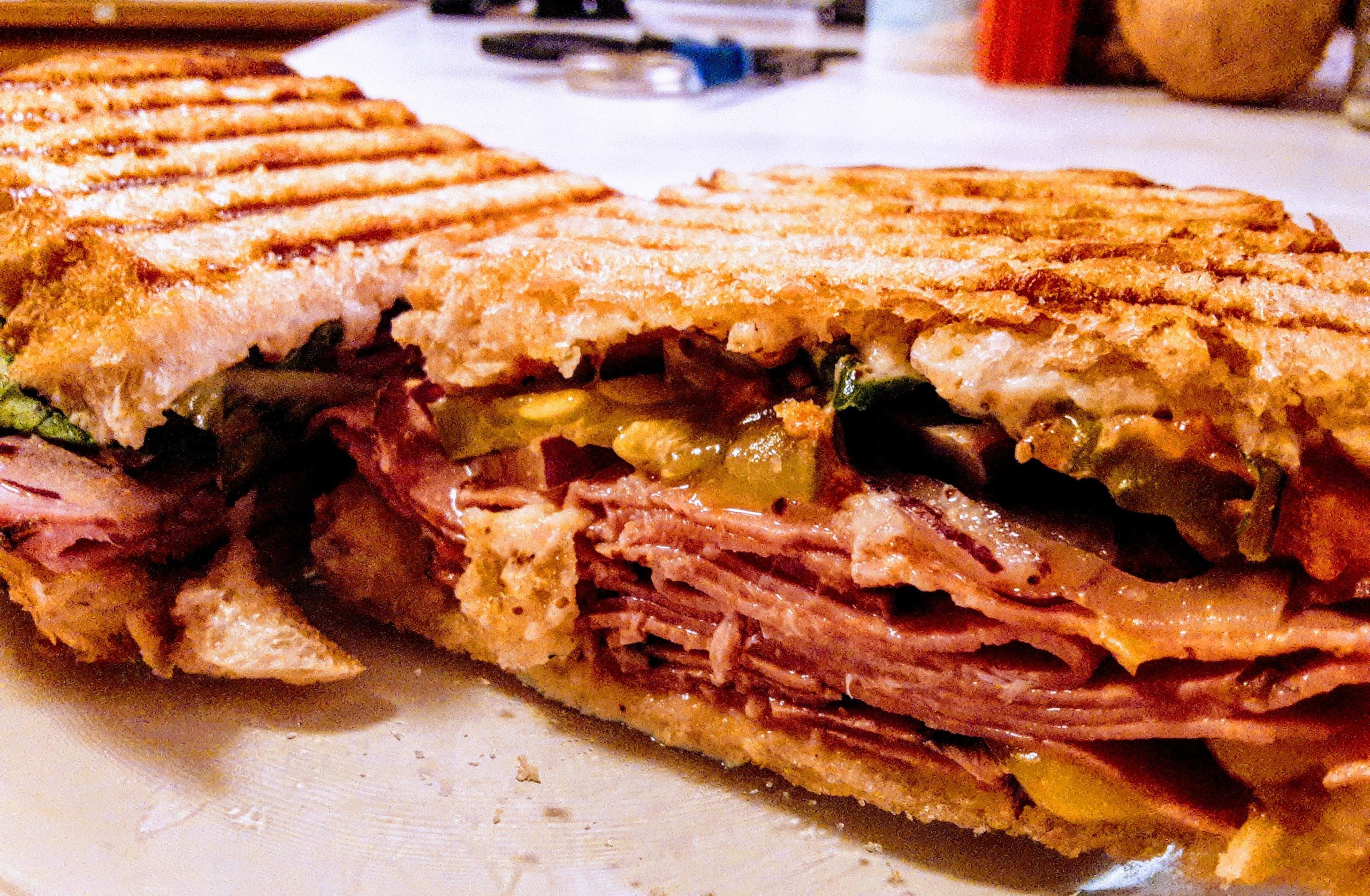 Grilled Roast Beef & Cheddar Dining and Cooking