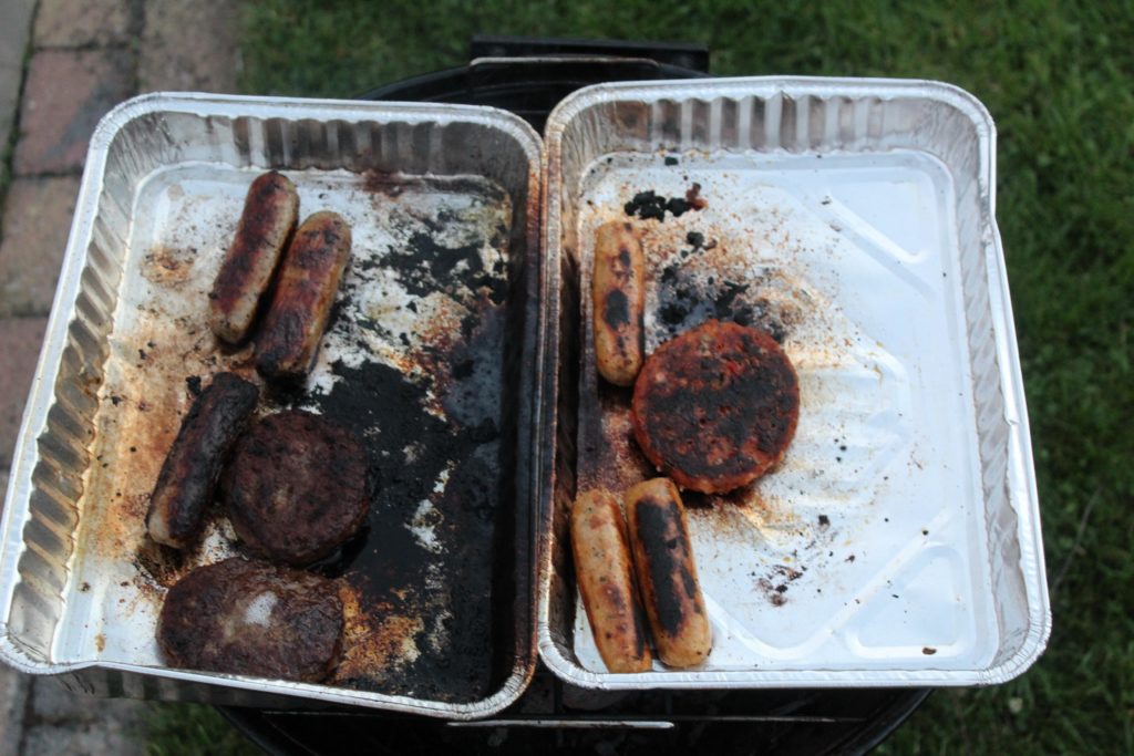 Pretty bad photo, but an interesting comparison between the fat in meat vs meat alternatives