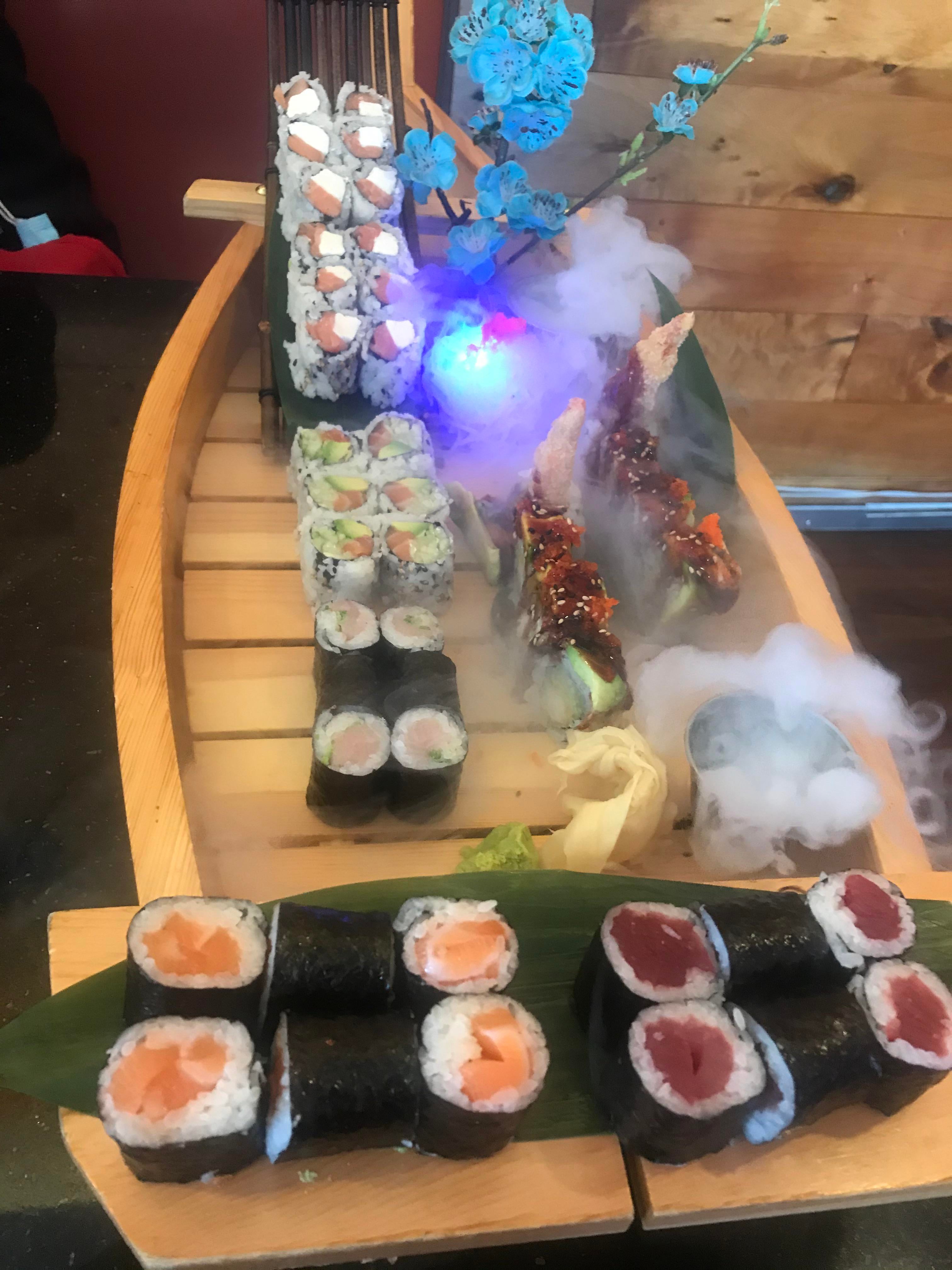 Sushi boat with a dry ice smoke 😍 Dining and Cooking