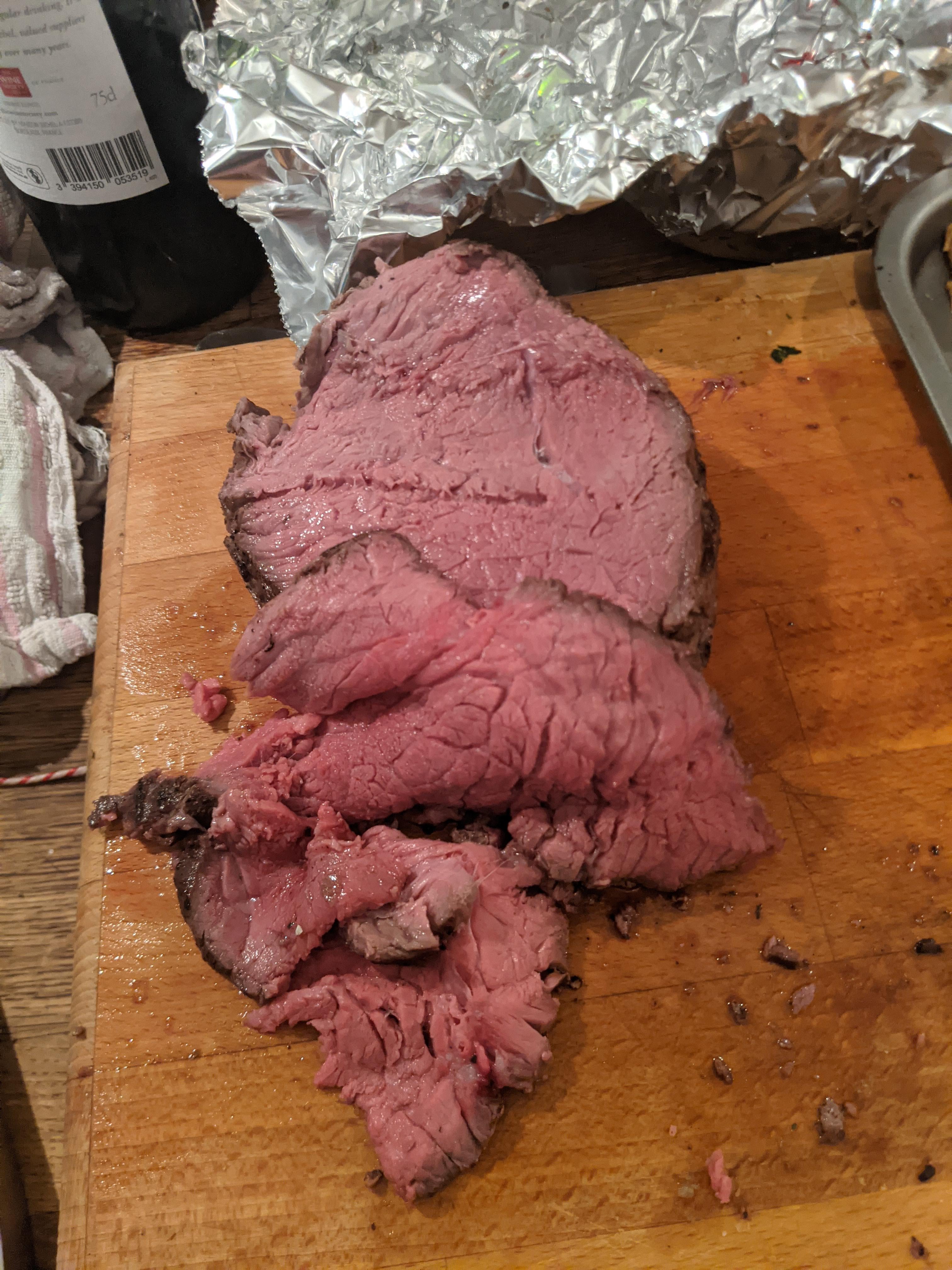 Roast Beef 1kg Topside 4hrs At 55c Then Finished With Cooks Blow Torch For Nice Brown Crust Dining And Cooking