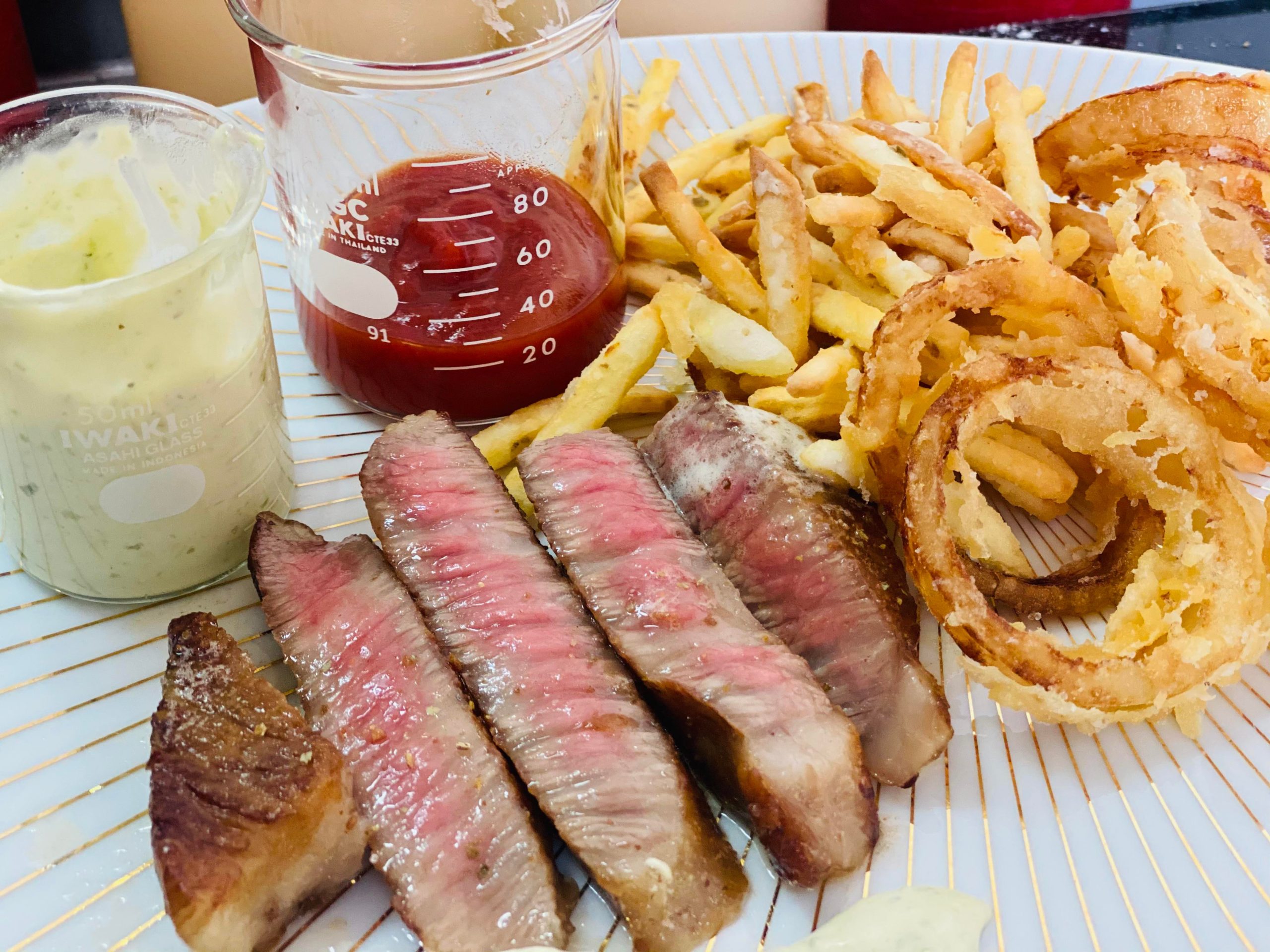 Steak with Wasabi Cream Sauce, Crunchy Fried Potatoes (Rice Flour) and