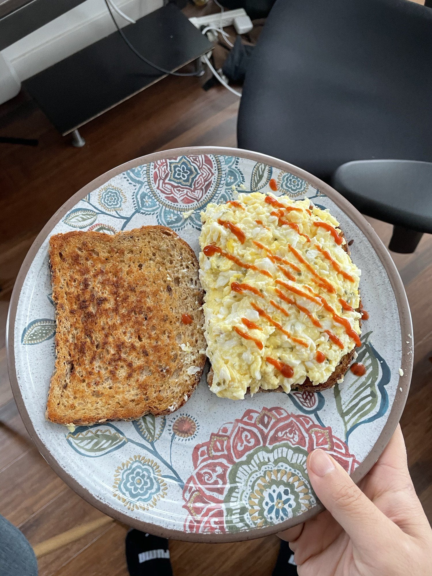 All egg sandwiches should contain at least 4 eggs, change my mind