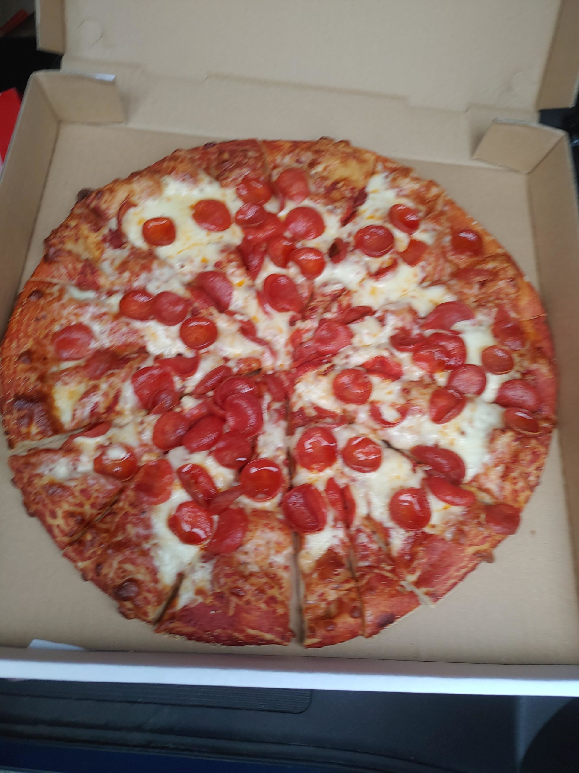 Oregon Style Pizza (JC's in Keizer, Oregon) Dining and Cooking