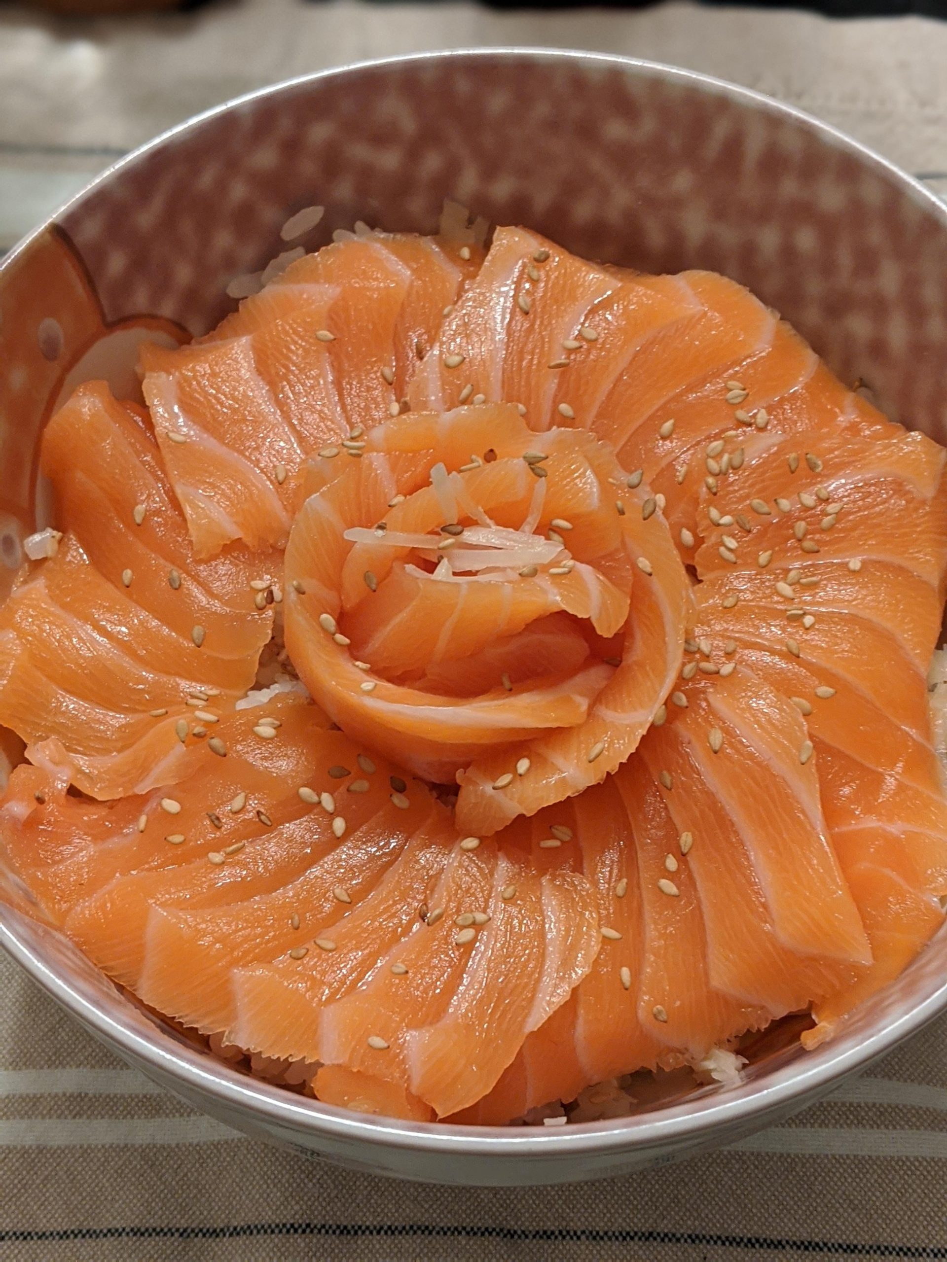 Shake Donburi (Salmon Bowl) Dining and Cooking