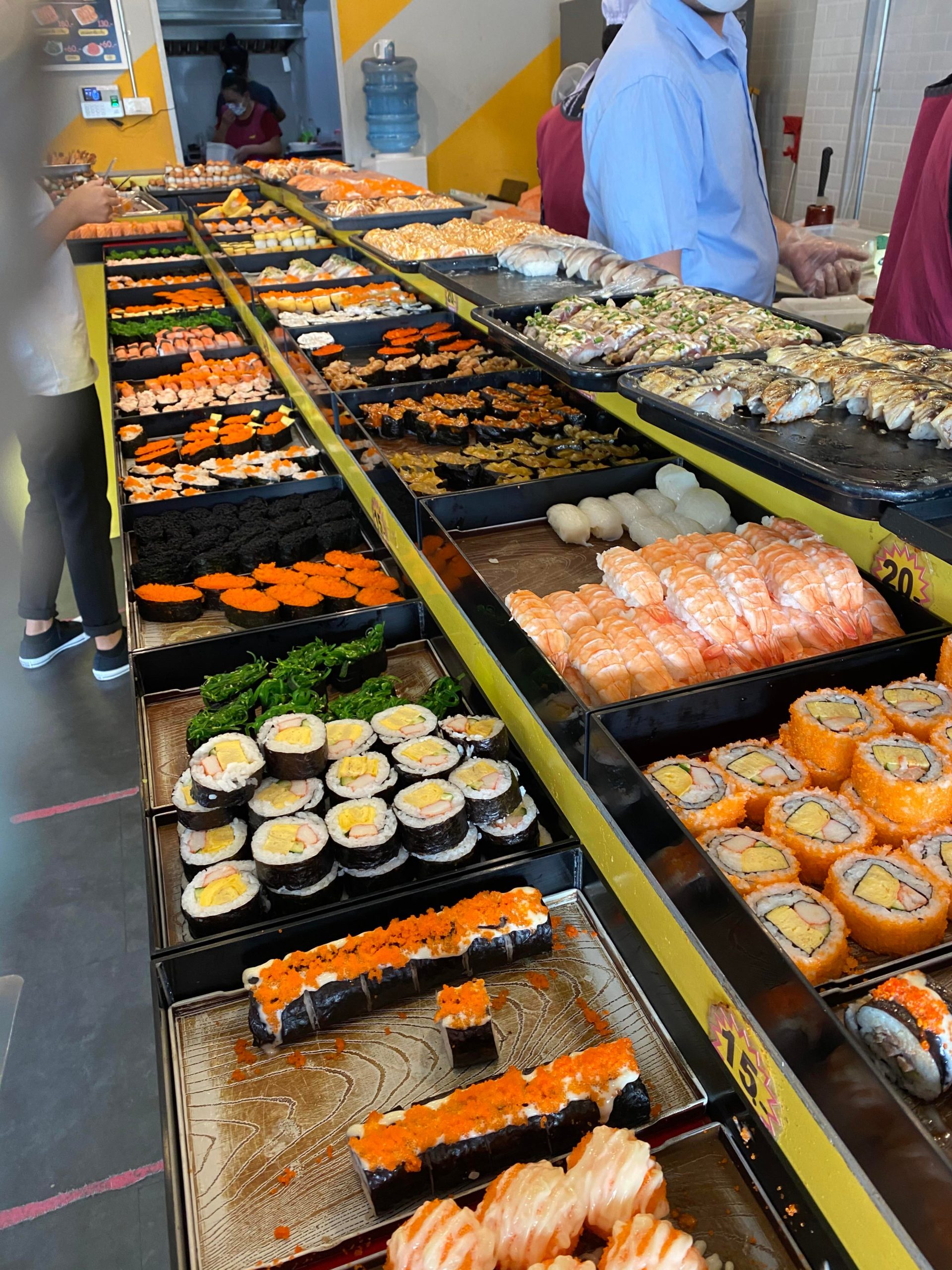 My favourite sushi stall ️ it’s cheap and delicious. 😋 Dining and Cooking