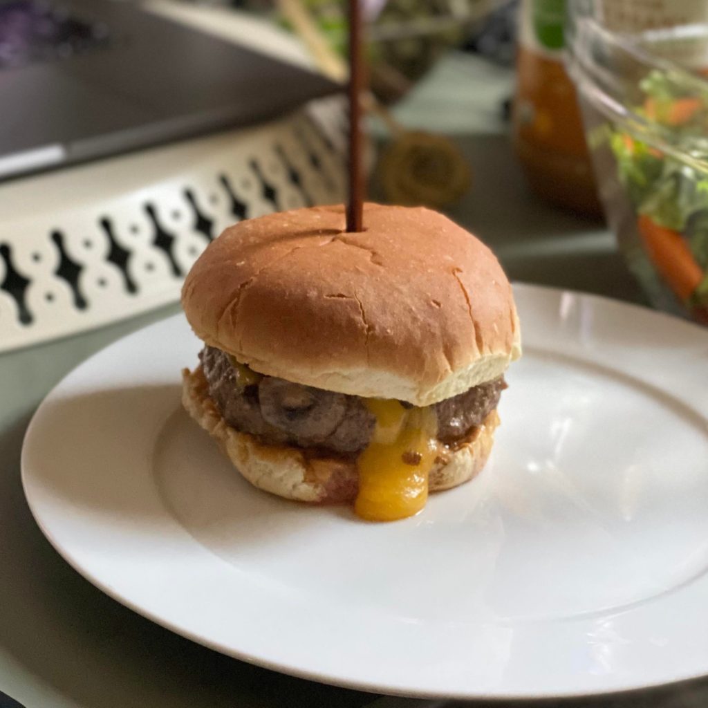 It was a very good cheeseburger!