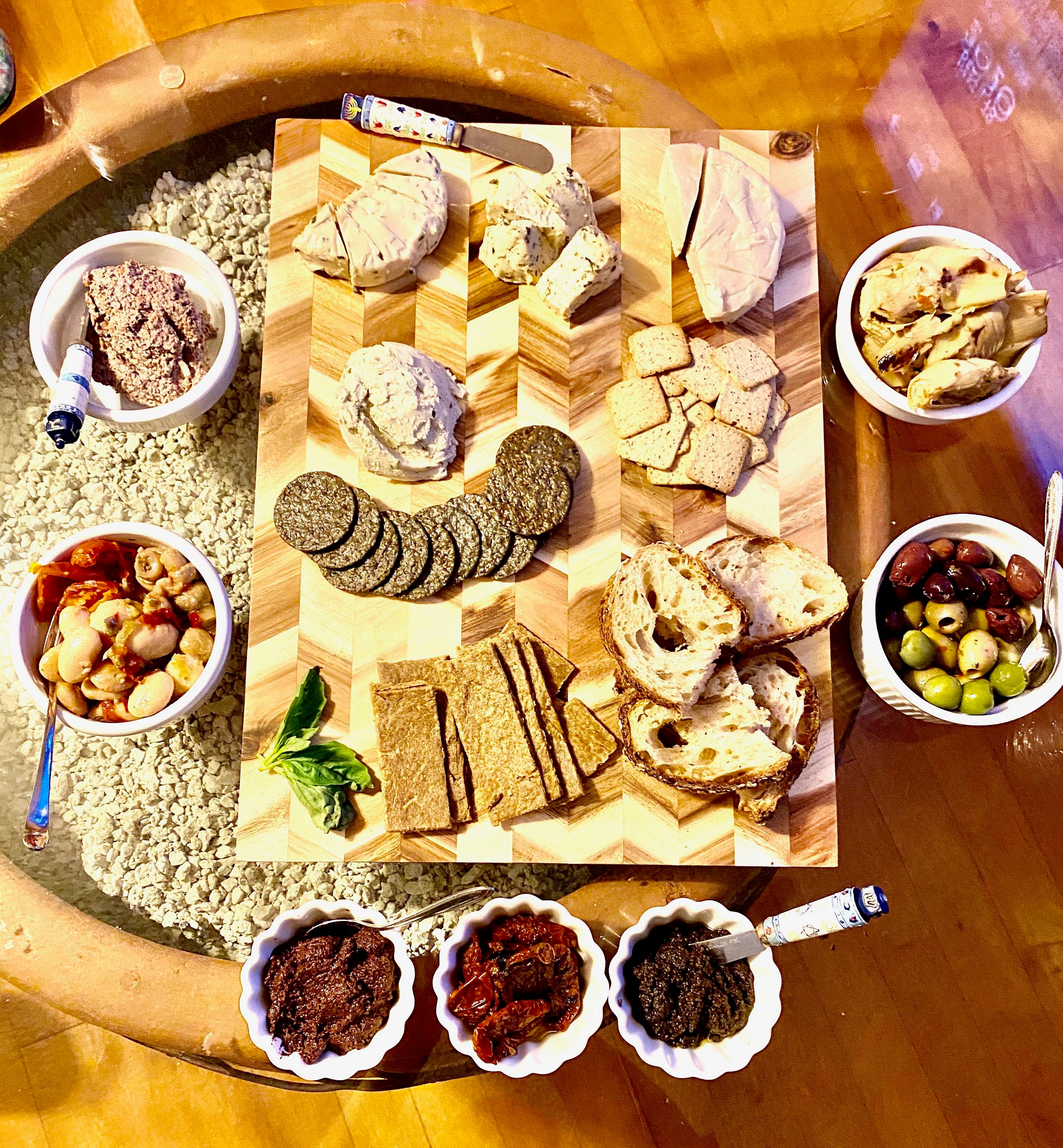 Bring on the black truffle spread and miyokos cheese babyyy. Belly is