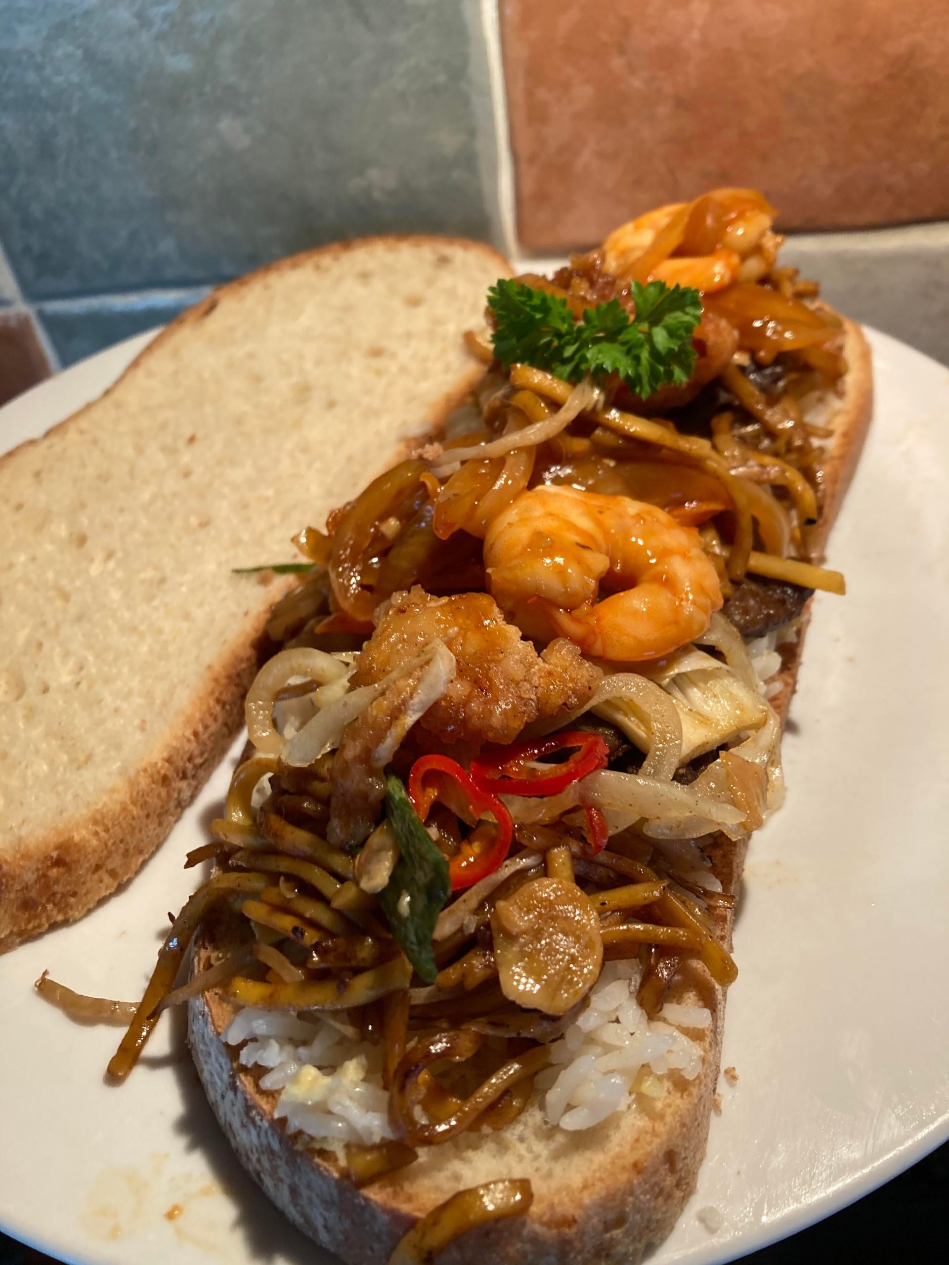 Leftover Chinese takeaway sandwich Dining and Cooking