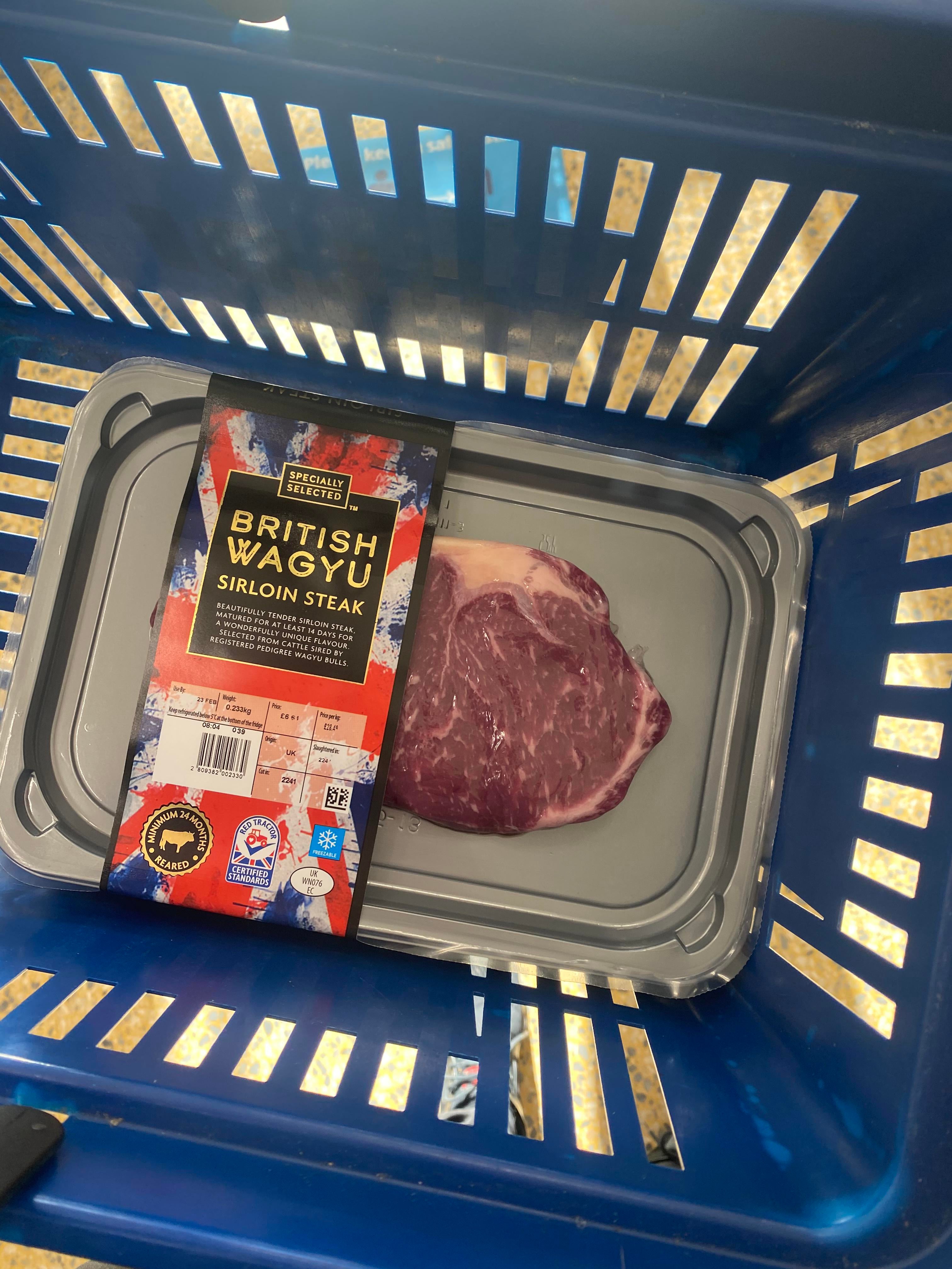 UK steak fans, Aldi has its British Wagyu Ribeye, Sirloin, & Rump on