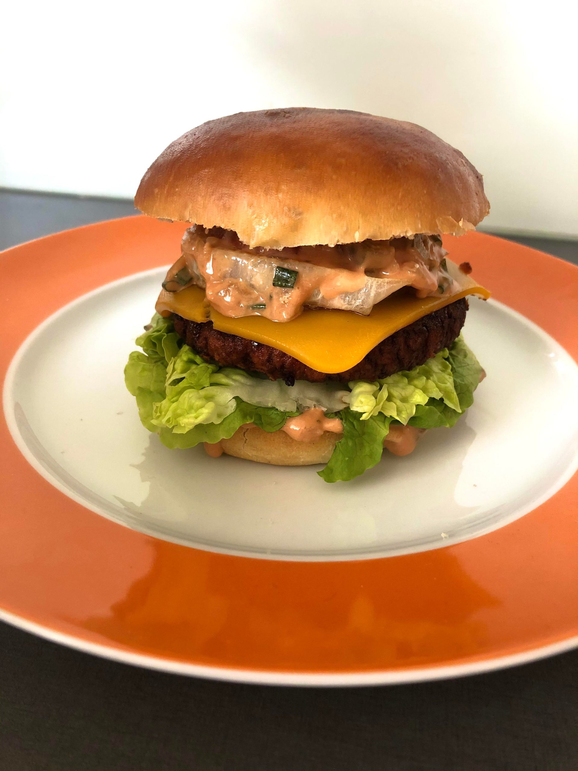 Joshua Weissman‘s InNOut Burger veganized Dining and Cooking