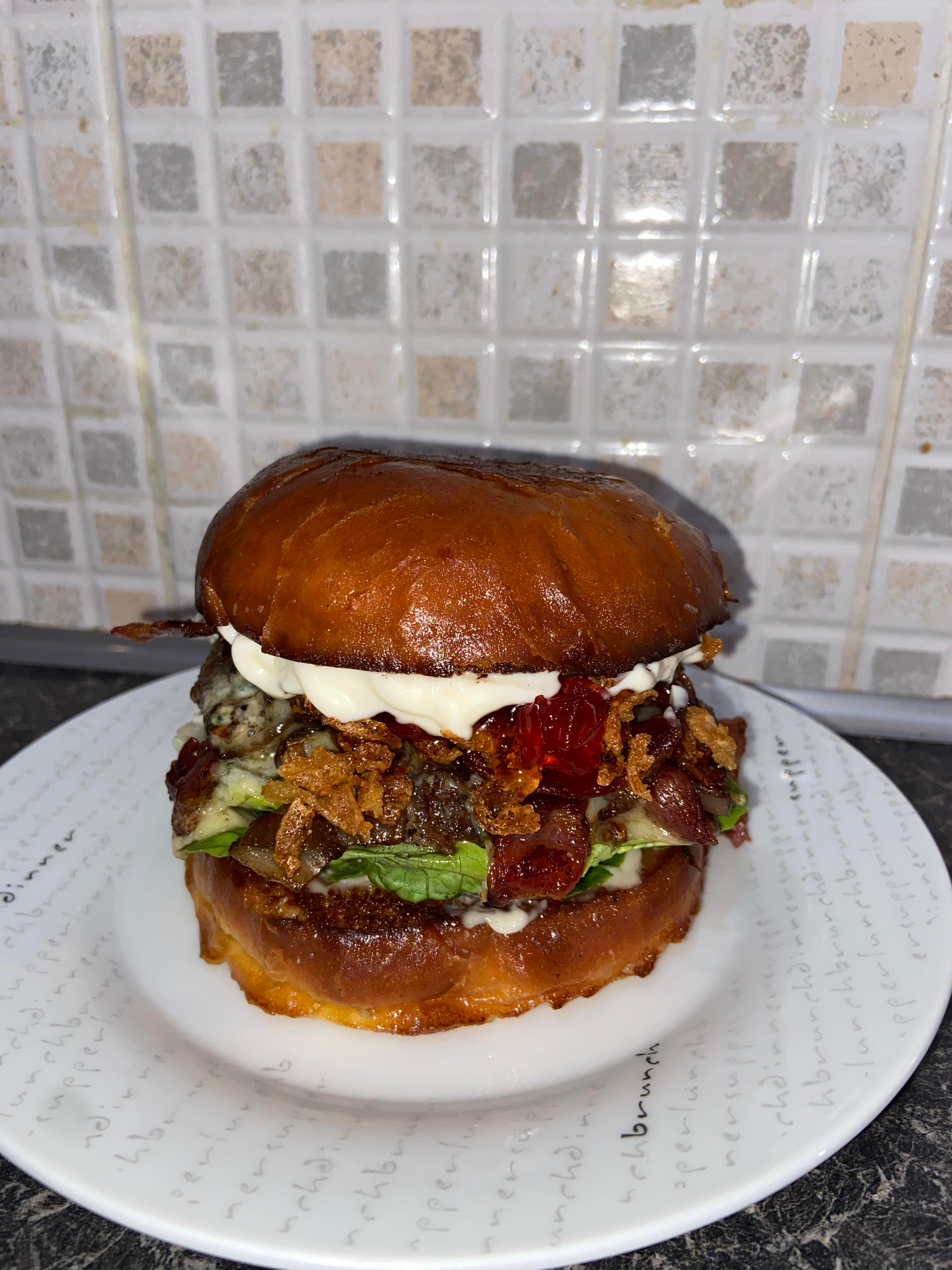 Caramelised onions, crispy bacon, crispy onions, blue cheese, chilli