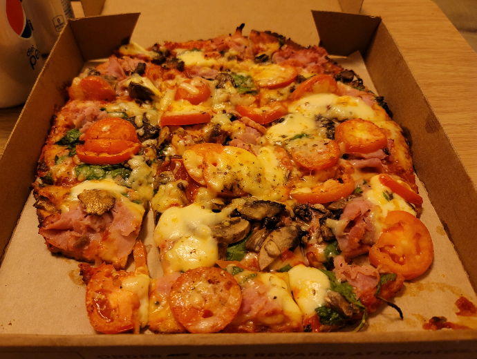 I ordered a cauliflower crust pizza from Donato's last night. 840