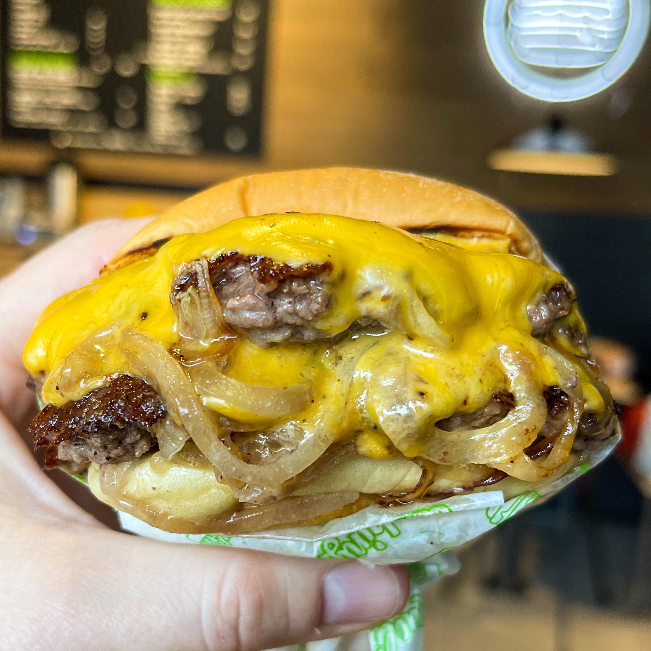 Oklahoma onion smash burger 💚🍔 Dining and Cooking