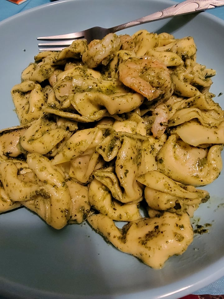 Who says you can't have it all? Shrimp and tortelloni (prosciutto and