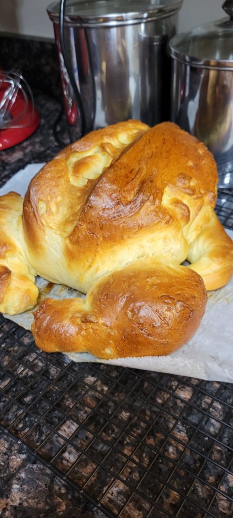 Challah Bread Turkey just came out of the oven. Ready for dinner! 🍞 🦃 ...