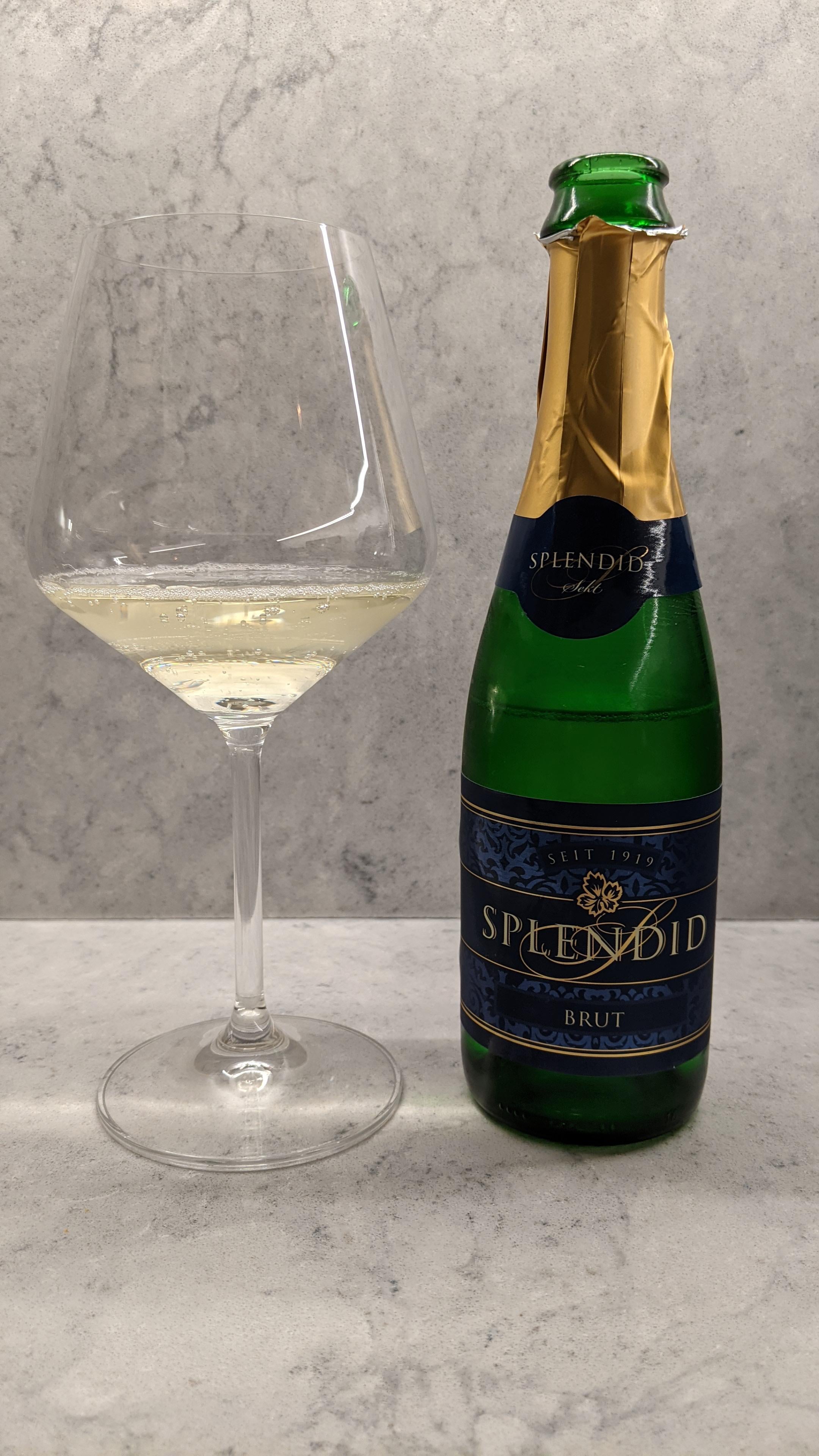 Costco’s Six Sparkling Nights A European tour of sparkling wine [NIGHT