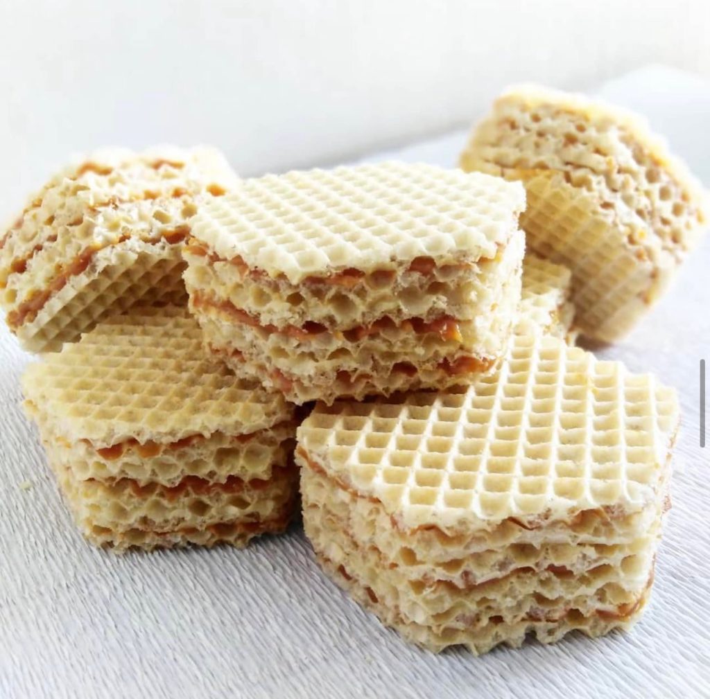 I made with my sister ukrainian sweet since childhood - waffles cake with condensed milk