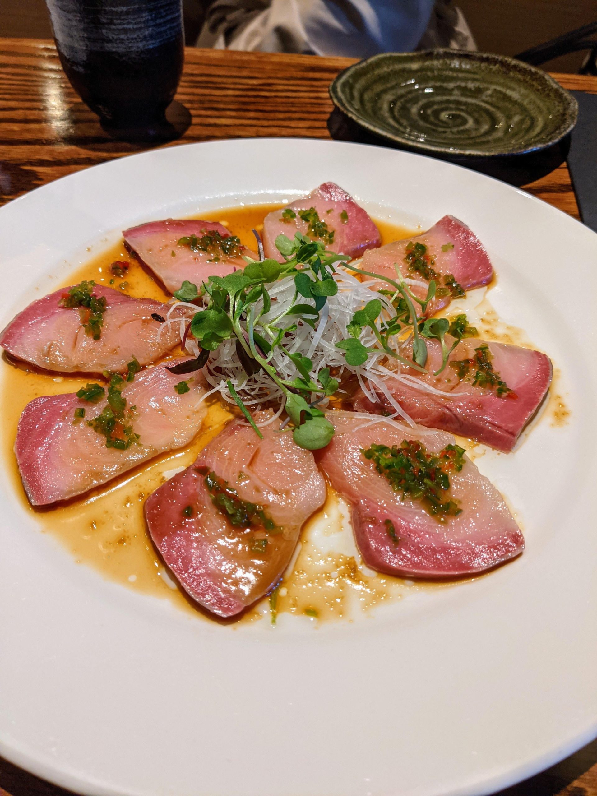 Yellowtail sashimi Dining and Cooking
