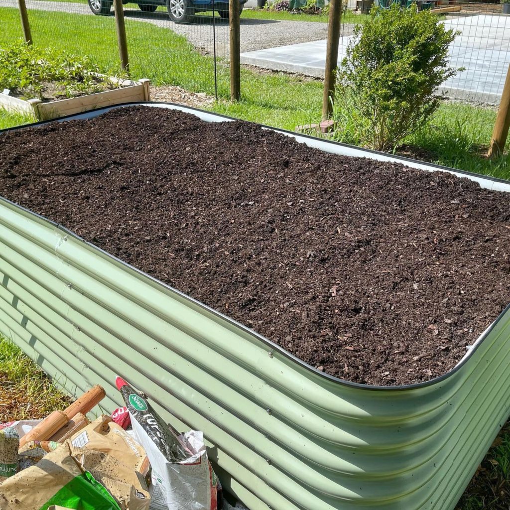 Do you know how to fill your raised bed?