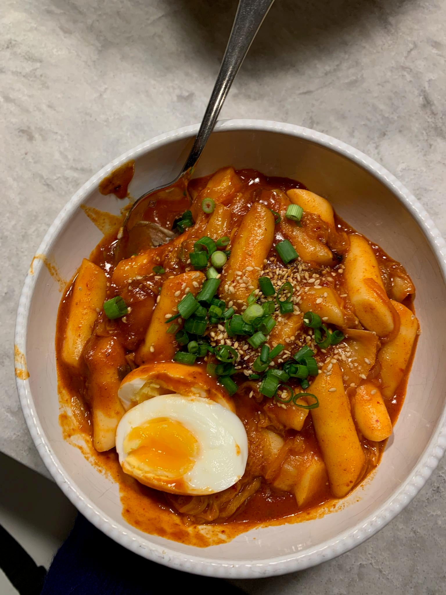 Tteokkbokki with lots of cabbage and green onions )) Dining and Cooking